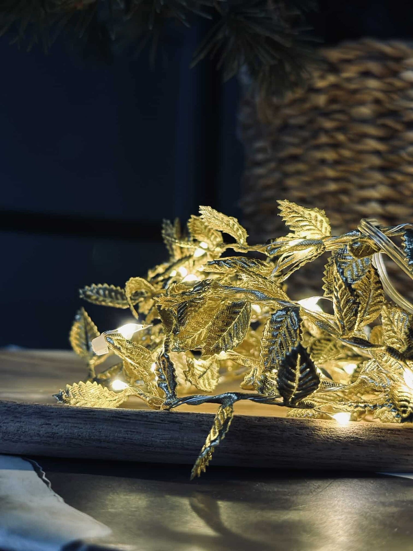 Ljusslinga med blad - Gold