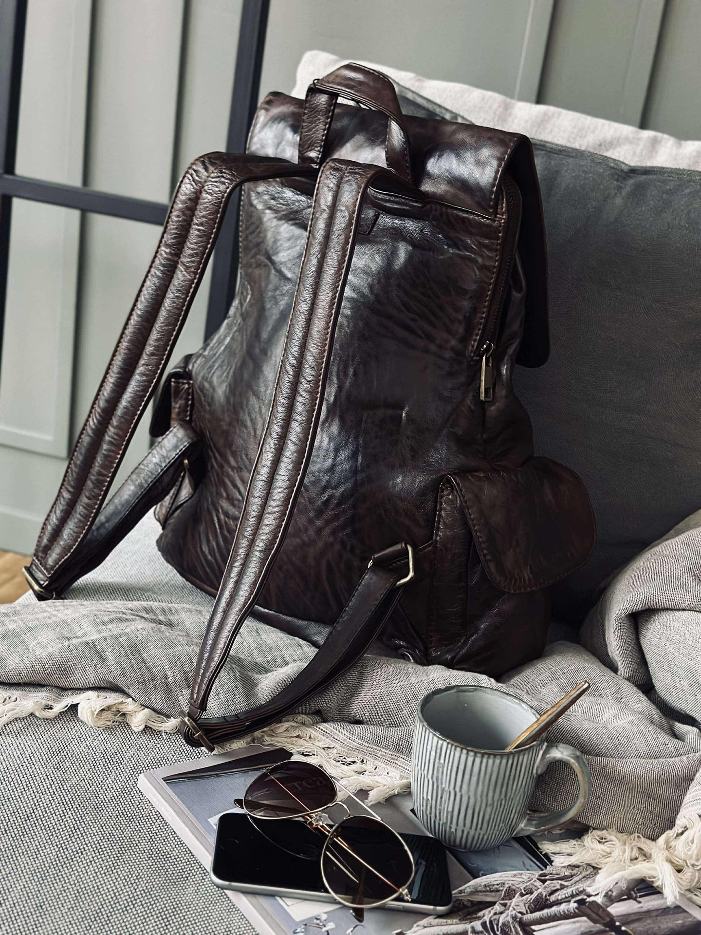 Ryggsäck cool design – Mjukt lammskinn brun