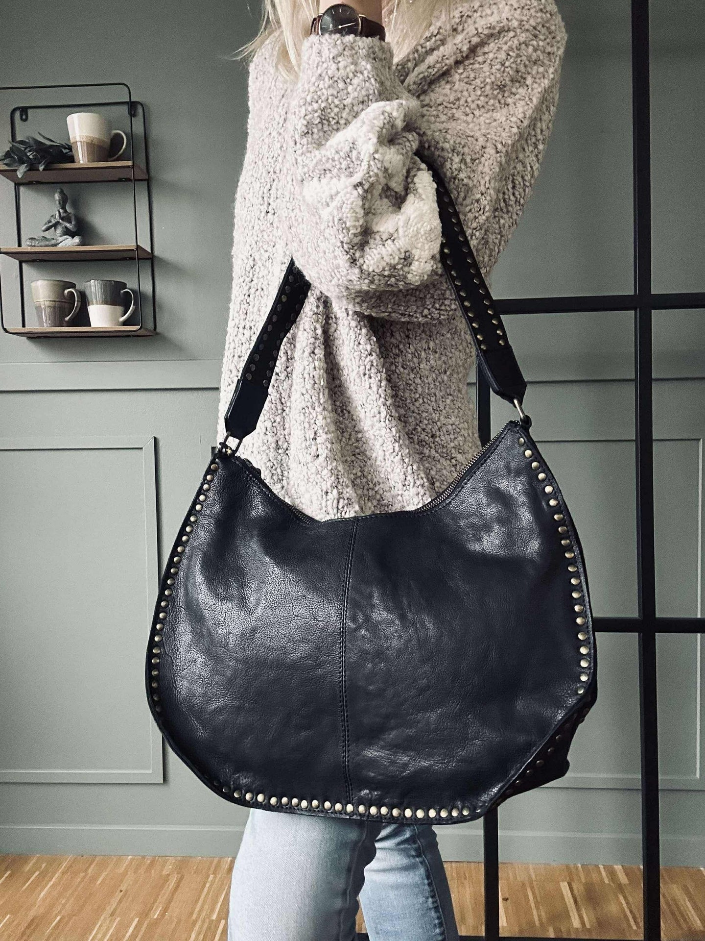 Axelväska Celia Svart