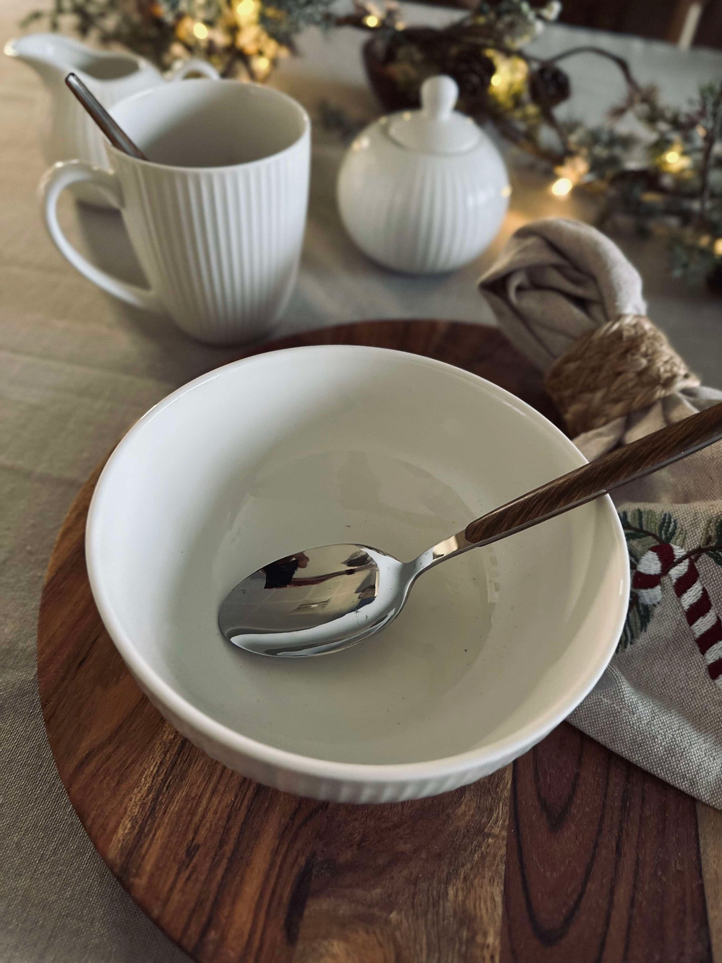 Räfflad Skål - Porslin