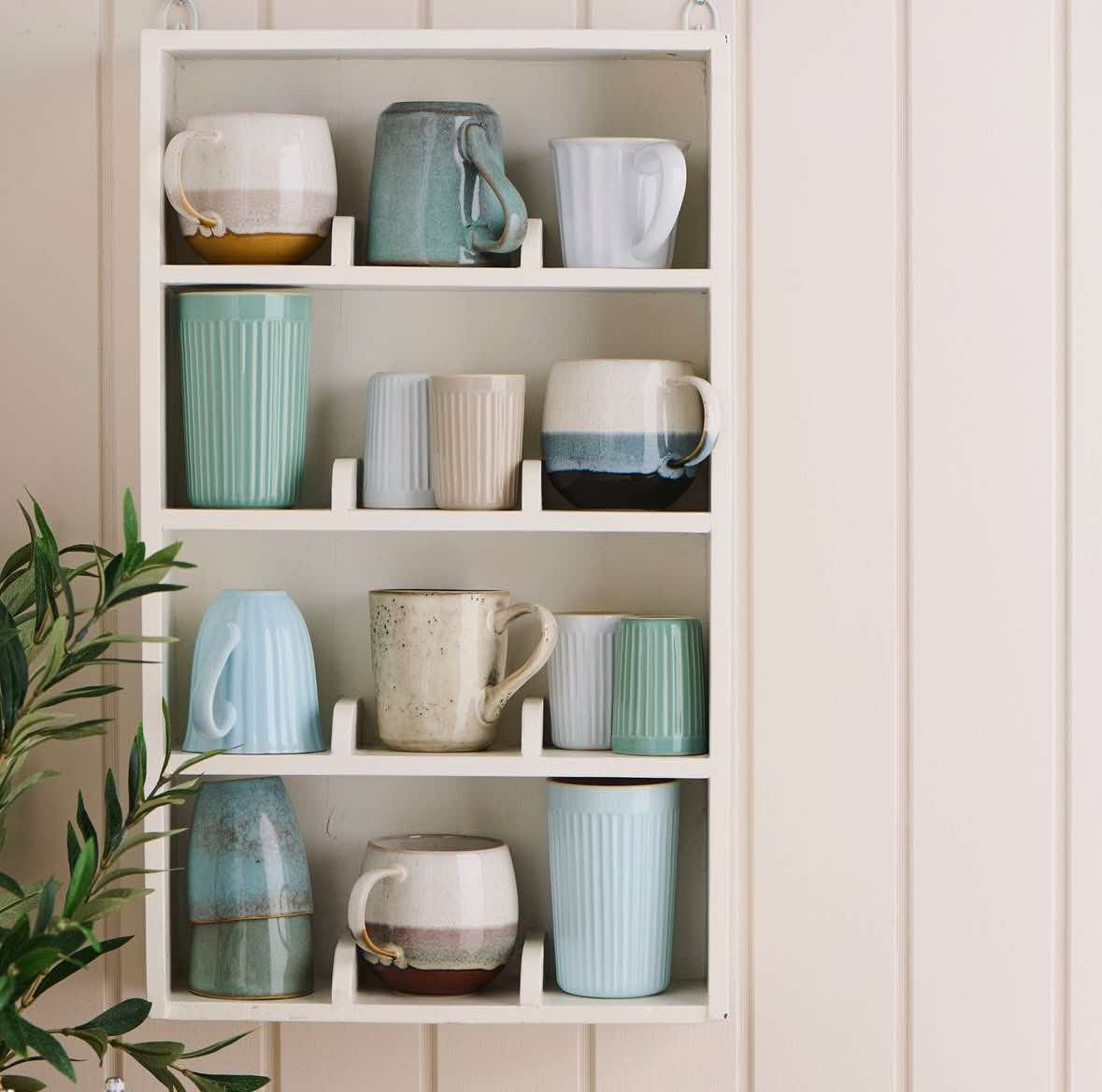 Hylla med indelade fack – Small white