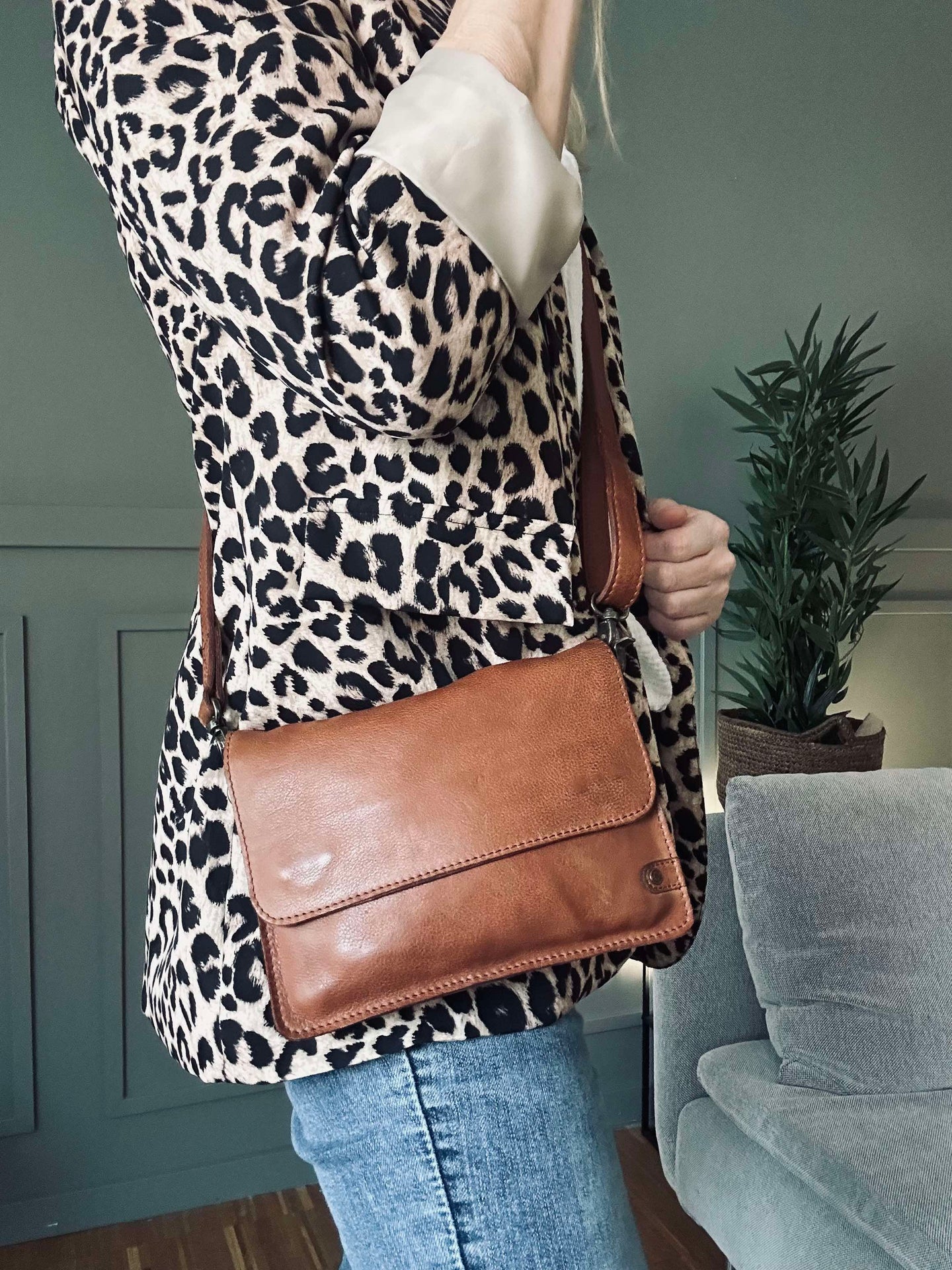 Crossover Hannah Konjak