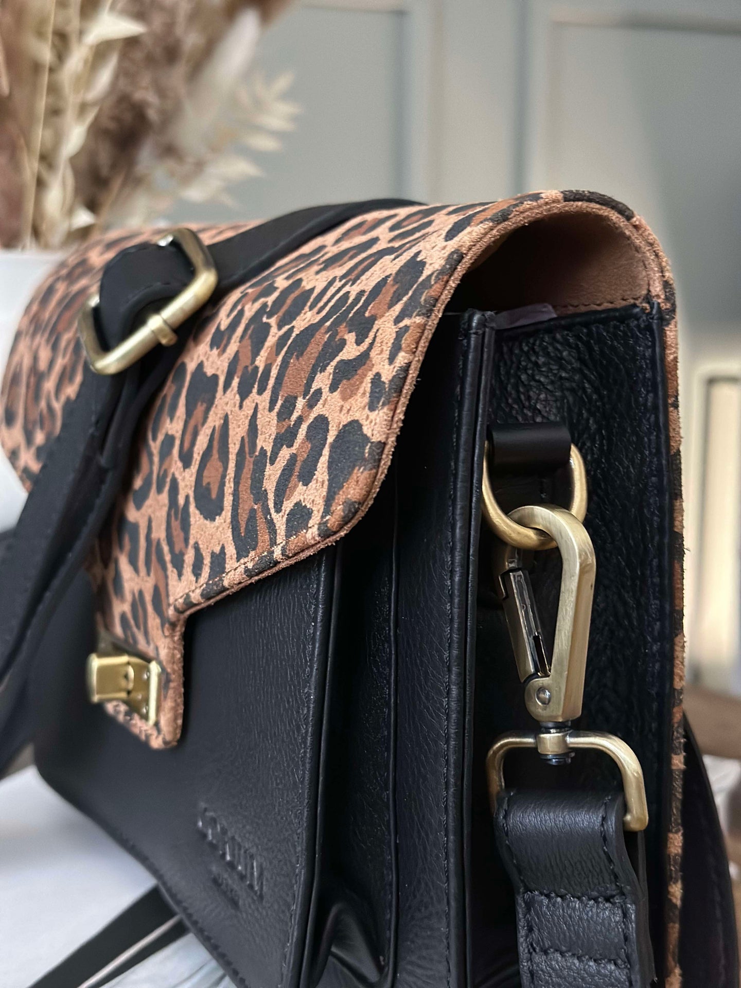 Crossover boxbag - Dark leopard