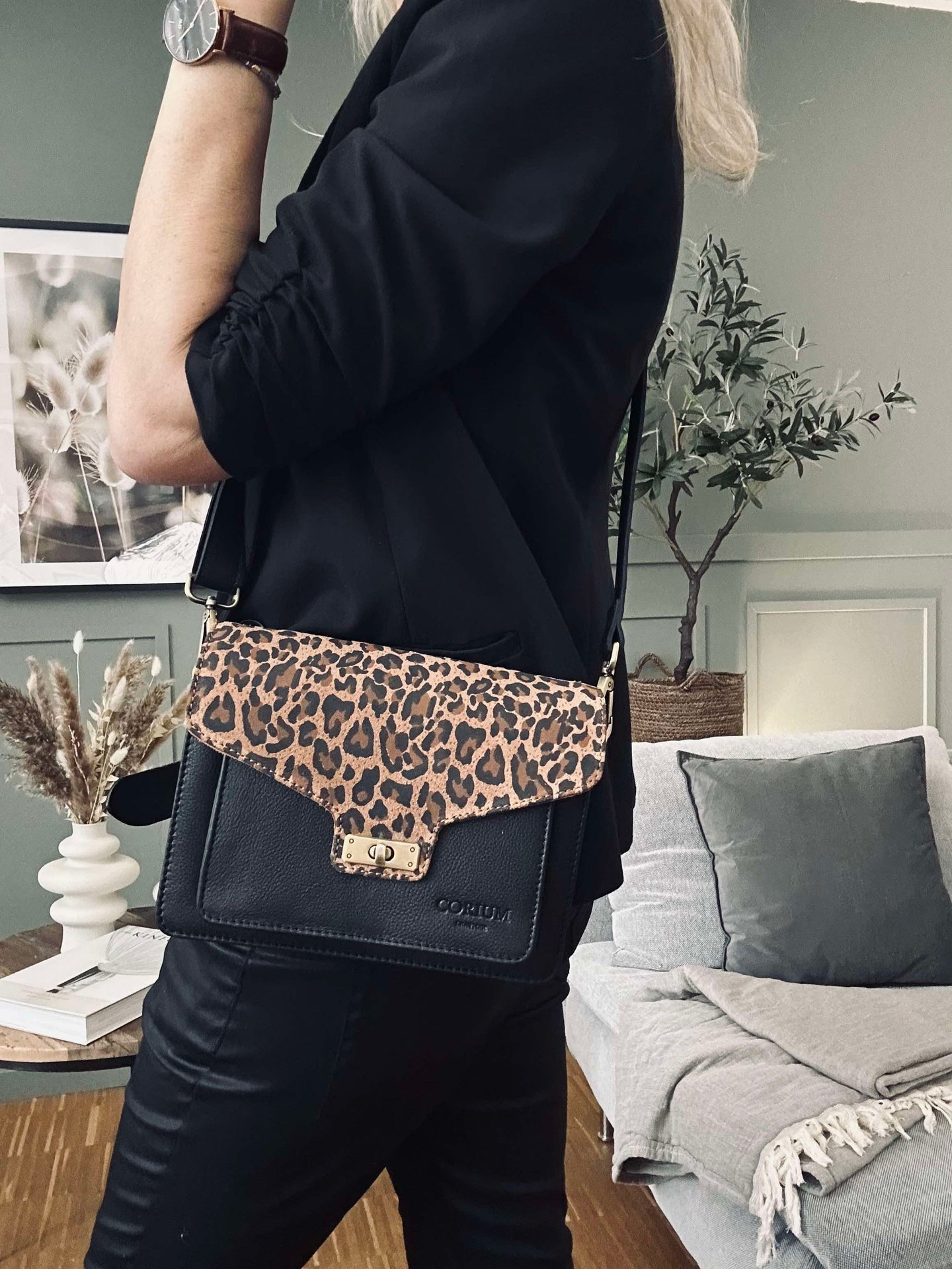 Crossover boxbag - Dark leopard