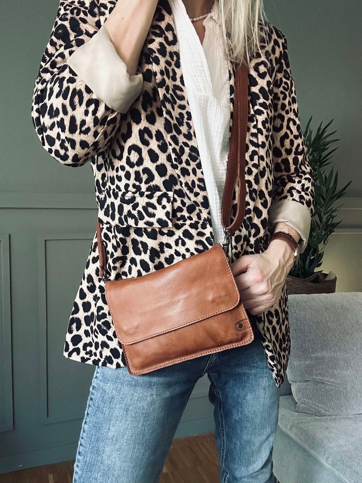 Crossover Hannah Konjak