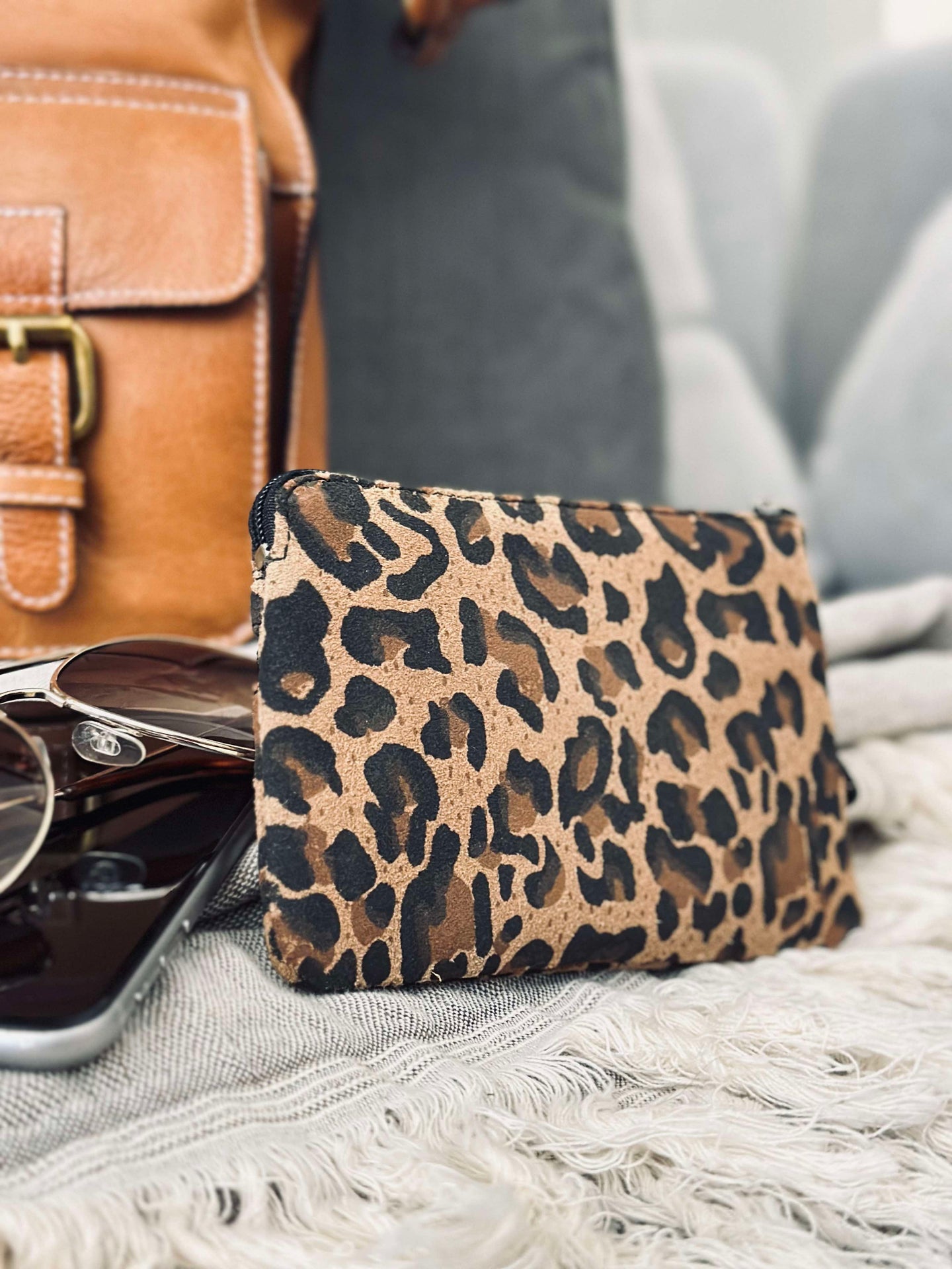 Plånbok mörk Leopard mocka