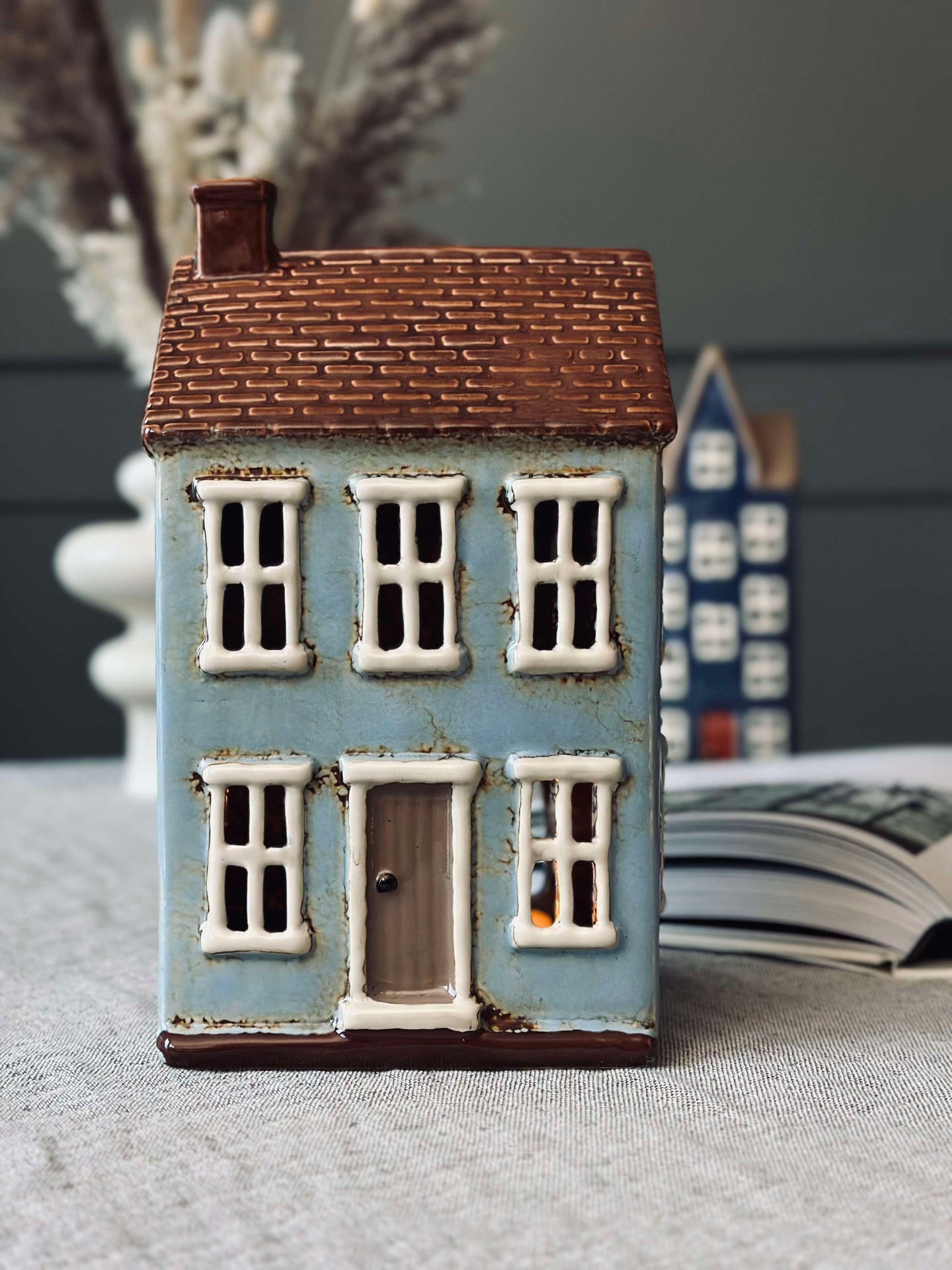 Keramikhus - Dammig blå