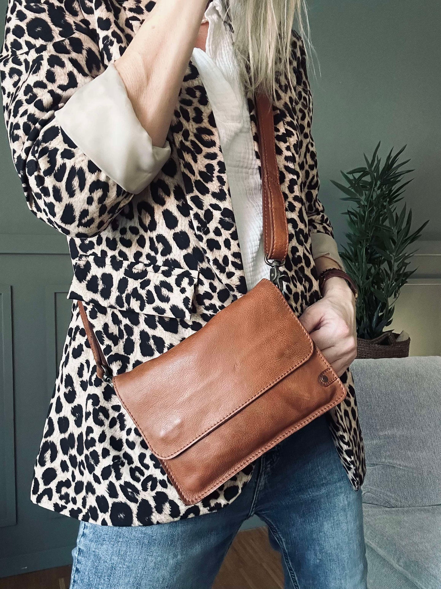 Crossover Hannah Konjak