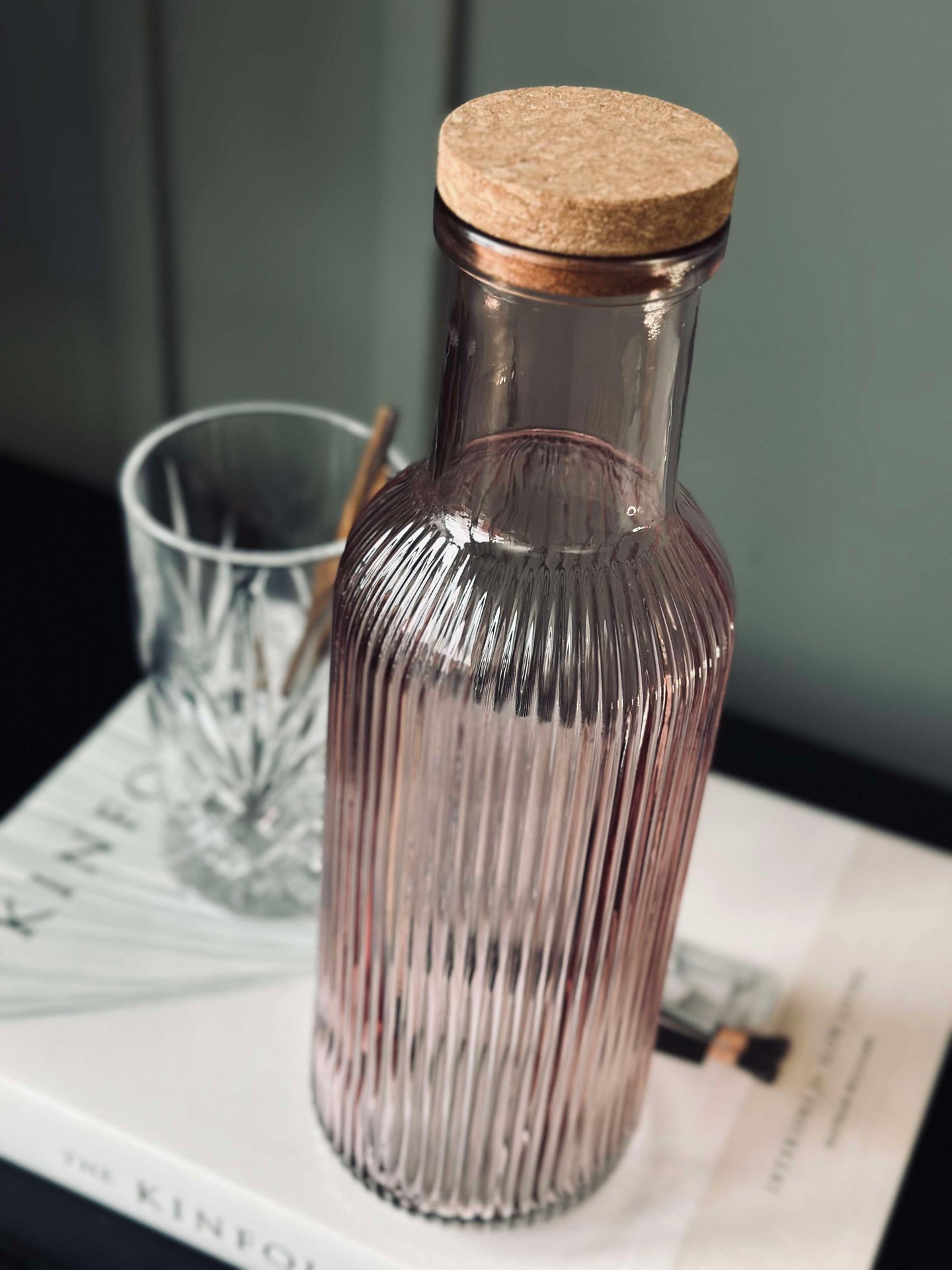 Vattenflaska med korkpropp – Rose 1 l