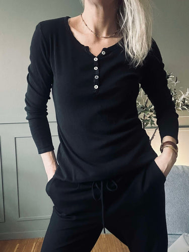 Basblus med knappar – Svart