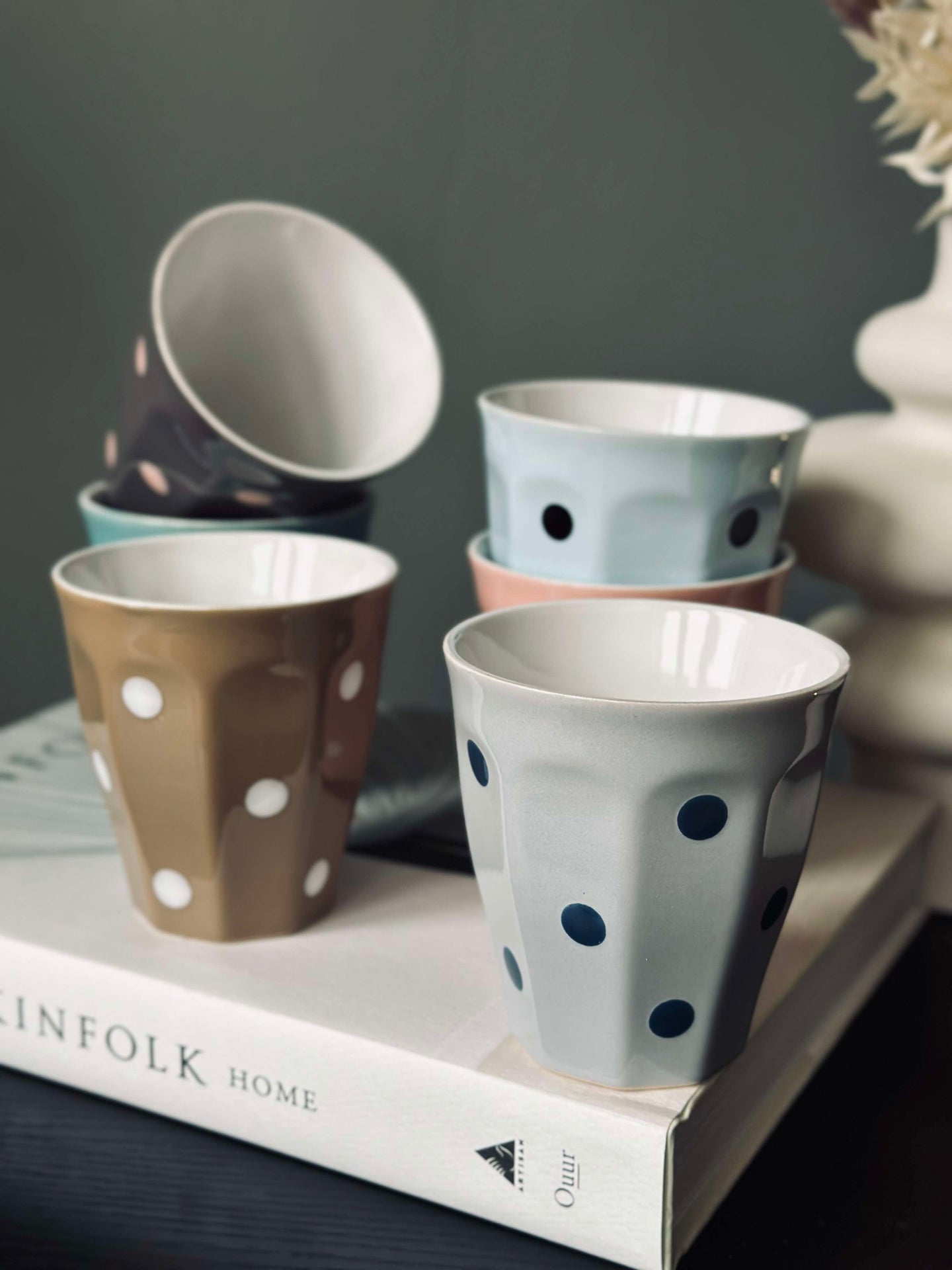 Kopp Prickar 250 ml - Färgblandning