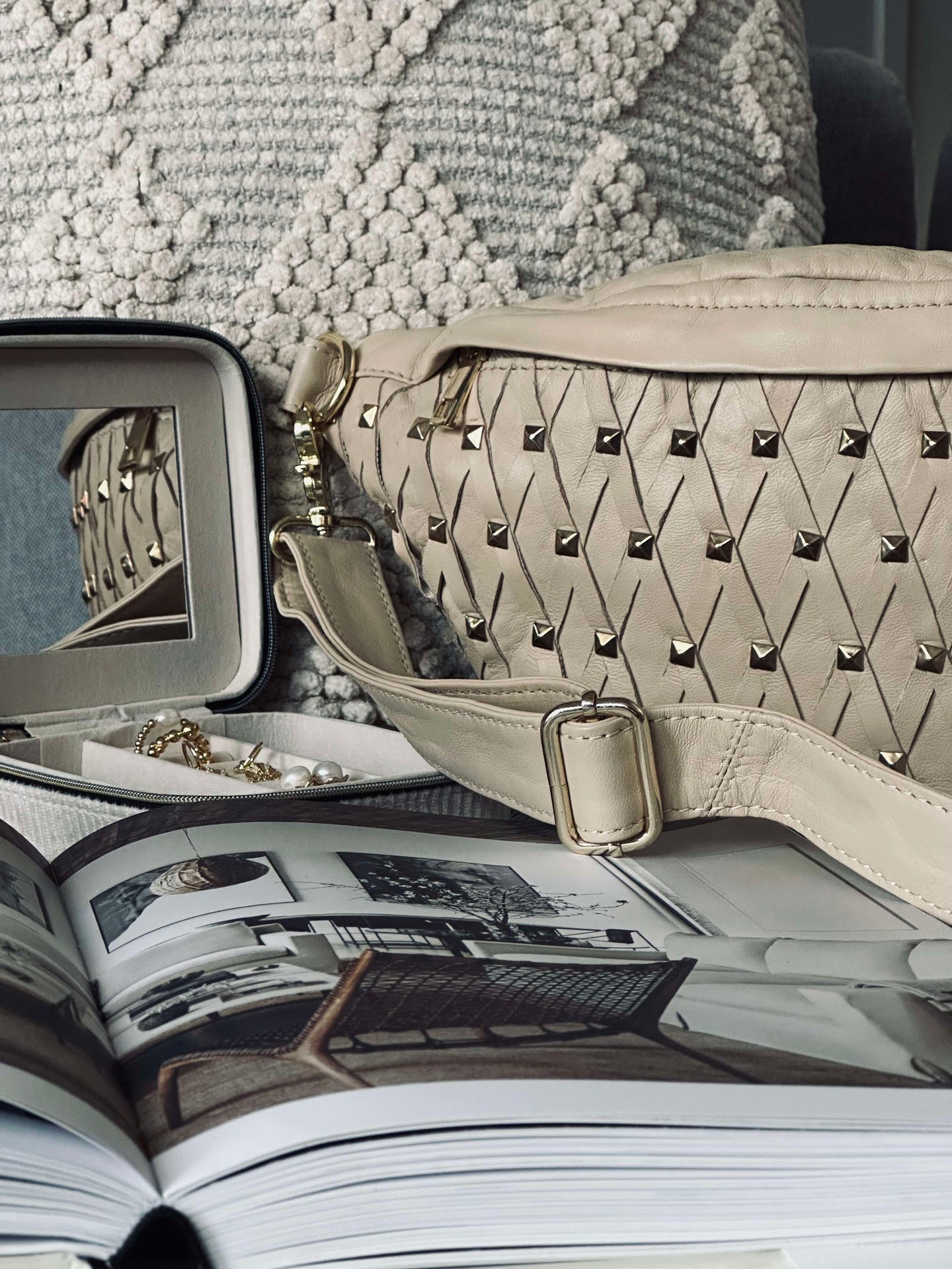 Midjeväska Vanilj guld