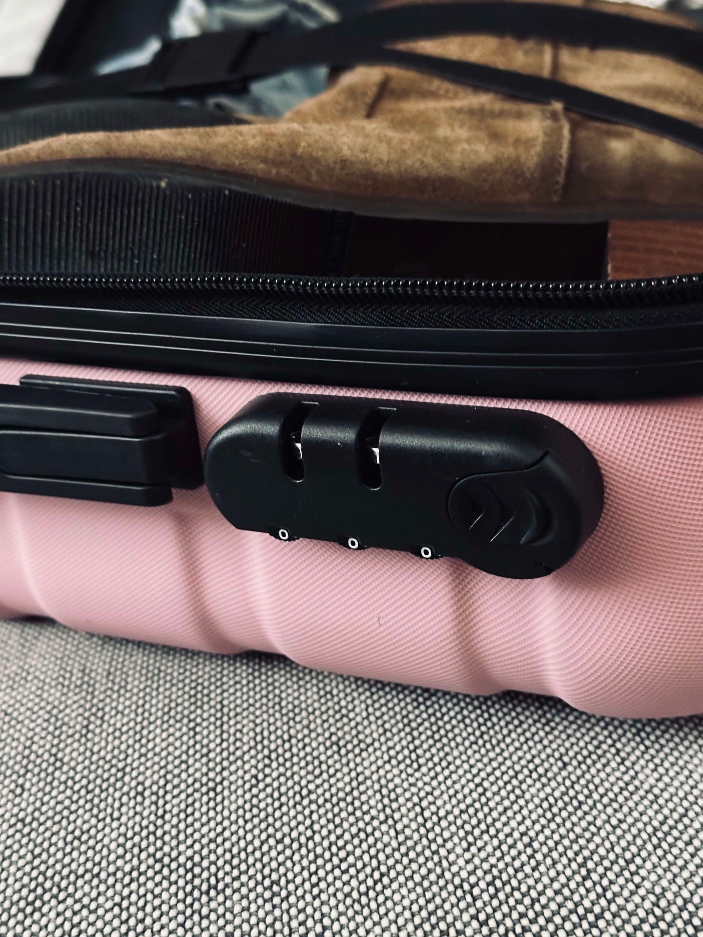 Resväska Trolley Rosa lättviktig - Godkänd som kabinbagage