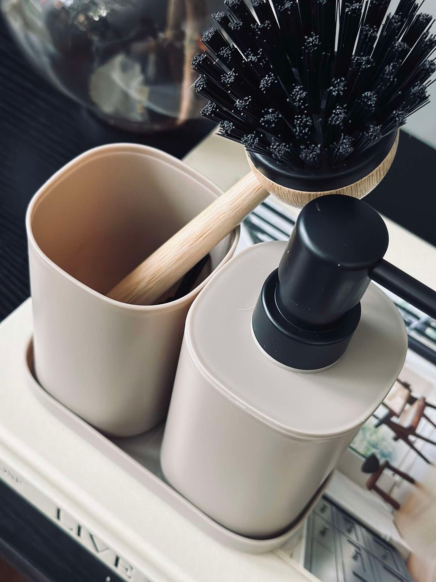 Dispenserset i beige - Set om 3 delar