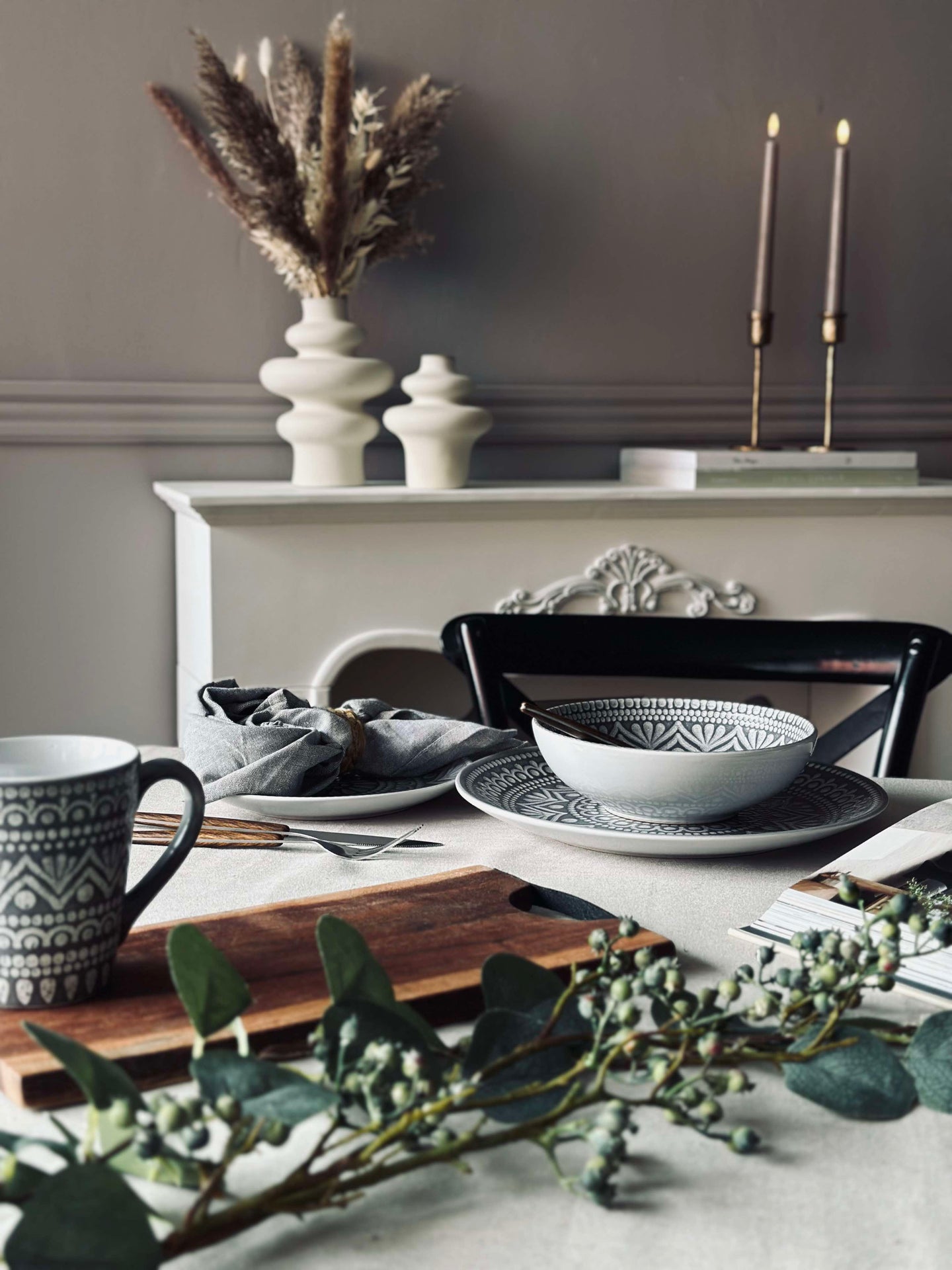 Tallrik India Stengods 27cm - Grå