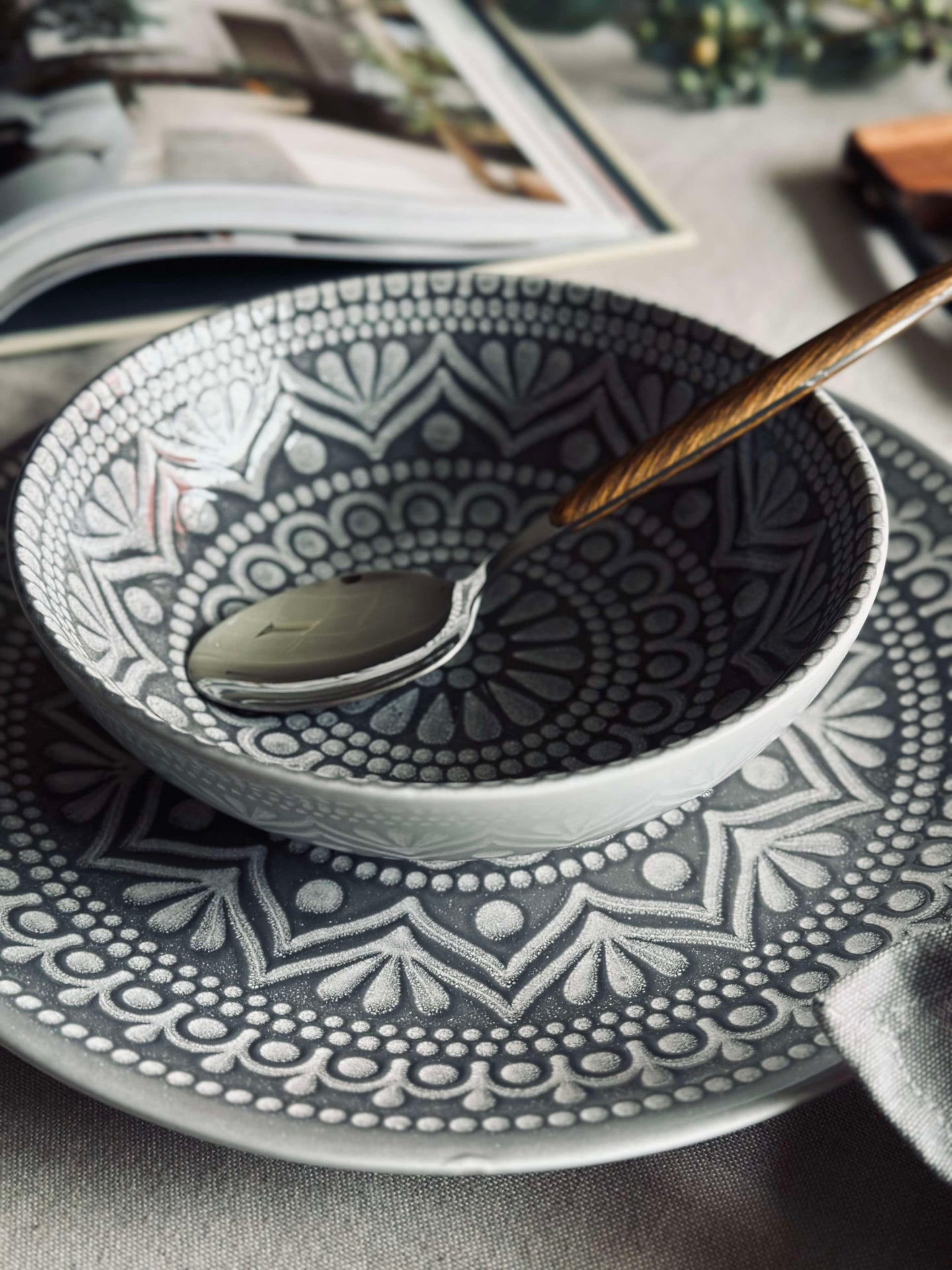 Tallrik India Stengods 27cm - Grå