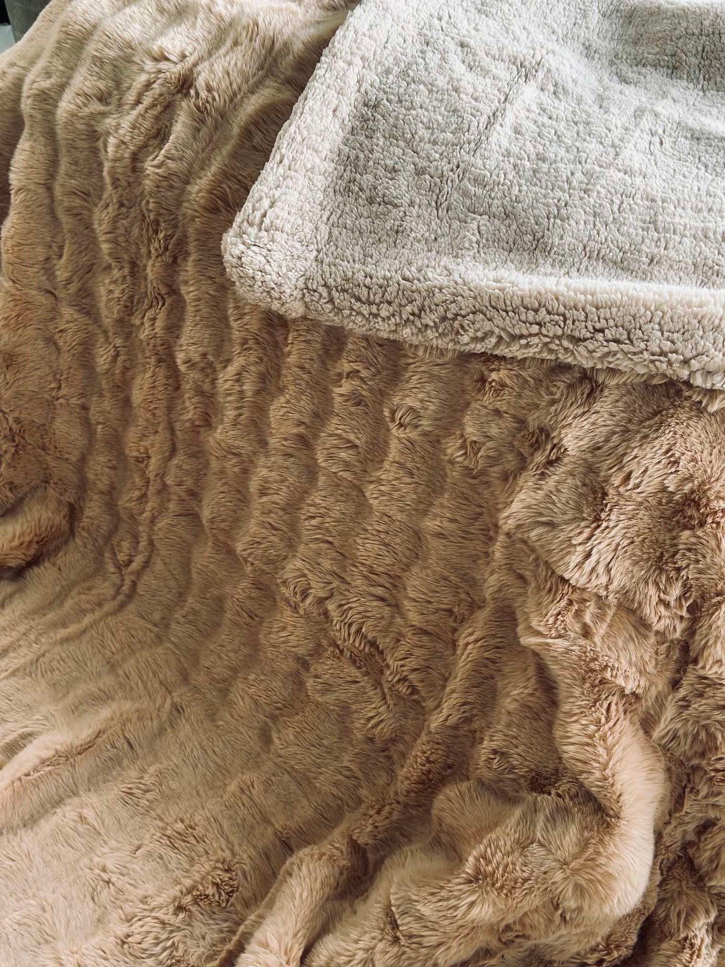 Sängöverkast BUBBLE - Beige