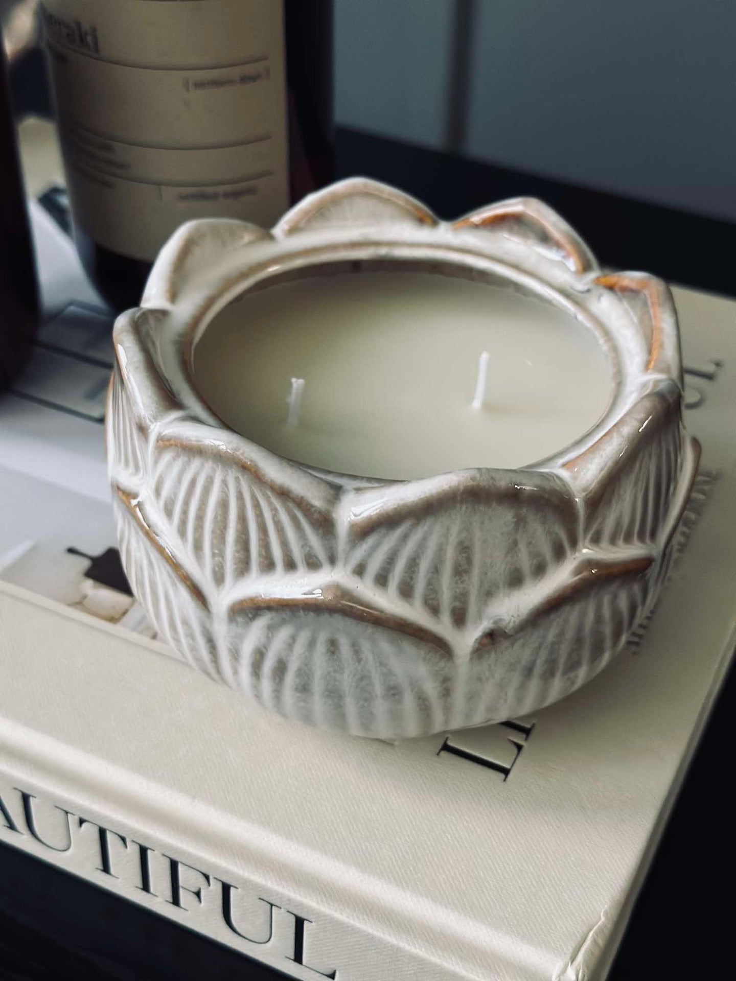 Stearinljus Lotus - Beige cotton