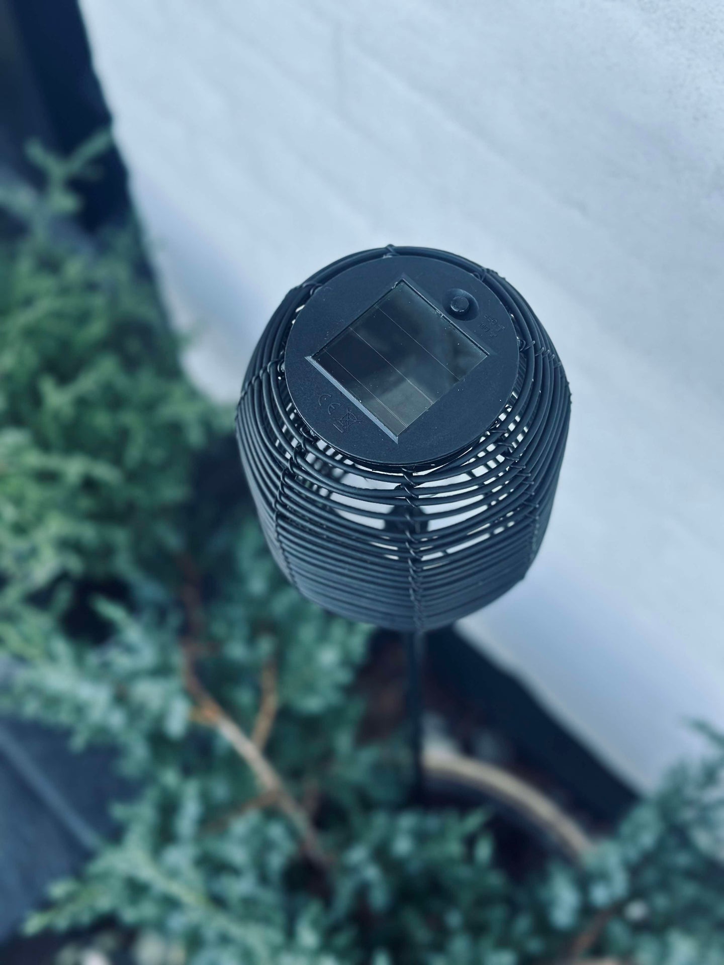 Lykta Molly svart på spjut - Solenergi