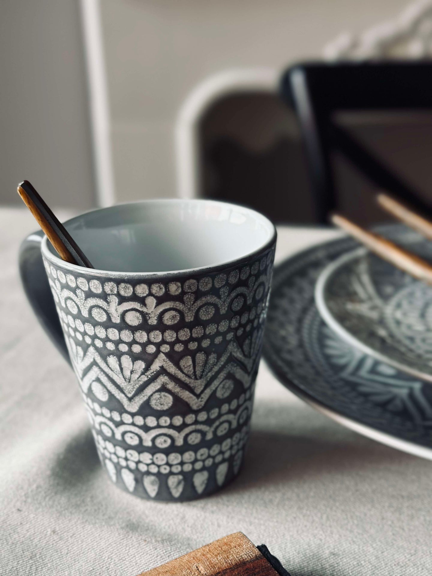 Mugg India Stengods - Grå