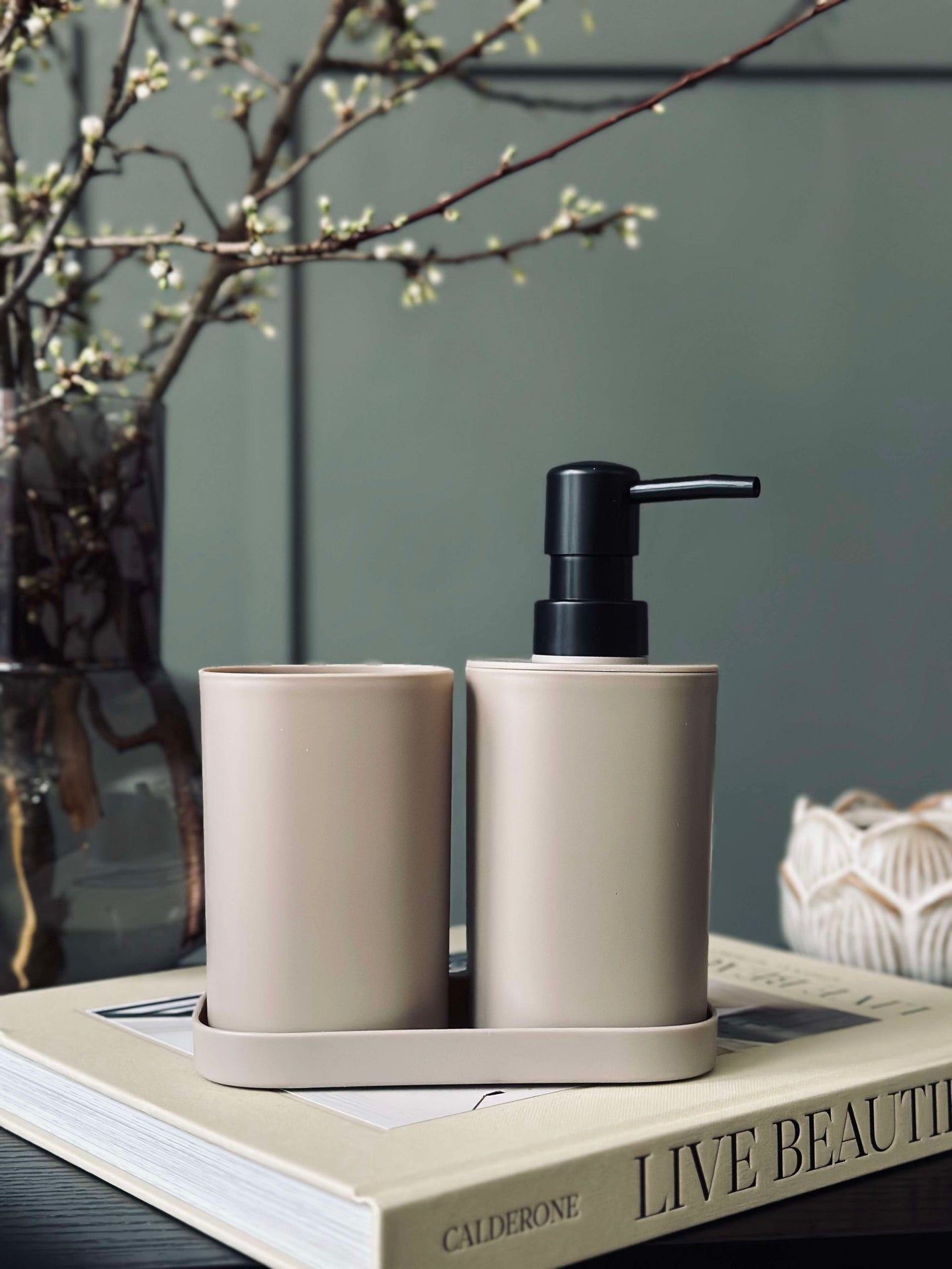 Dispenserset i beige - Set om 3 delar