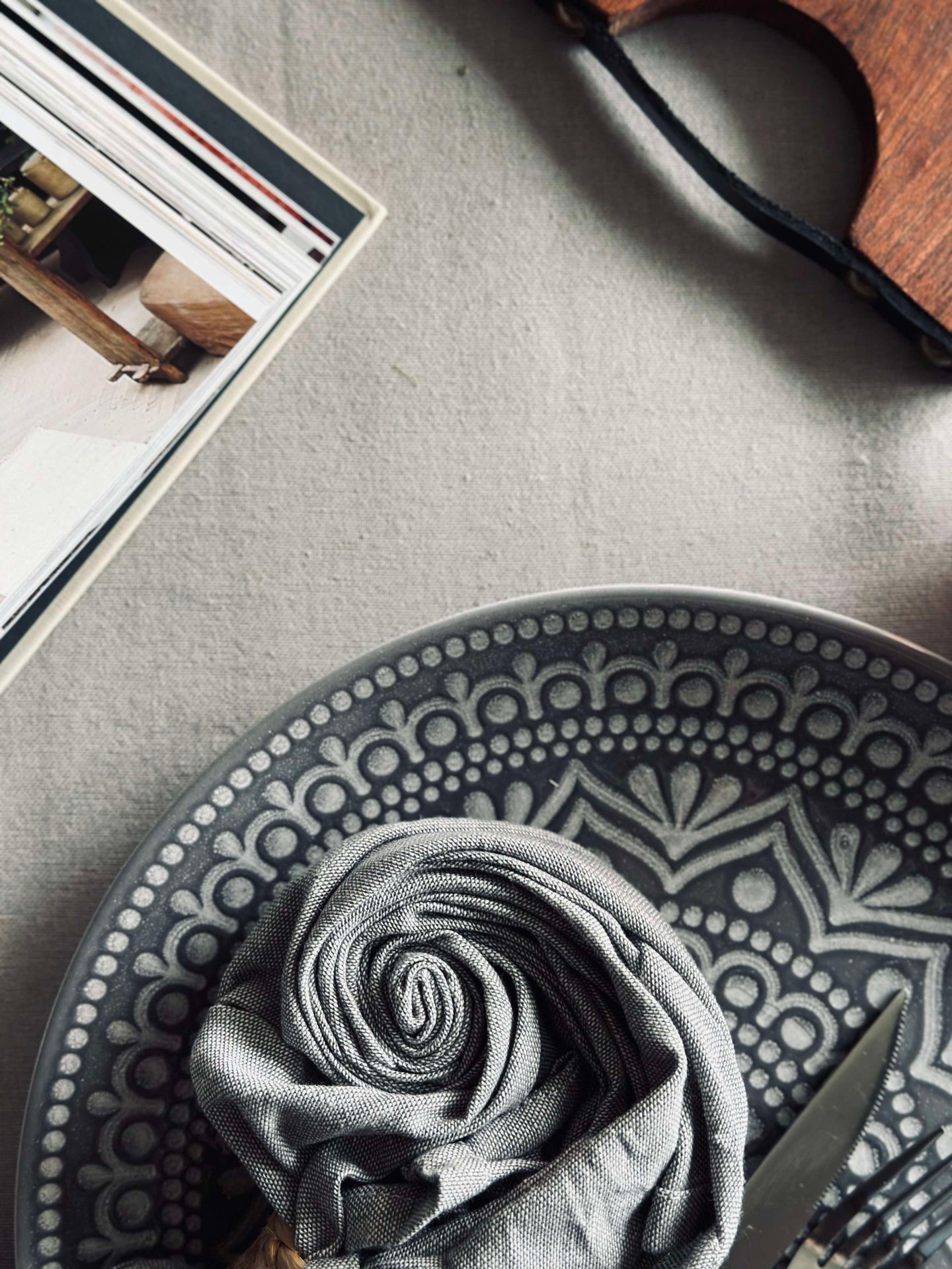 Tallrik India Stengods 27cm - Grå