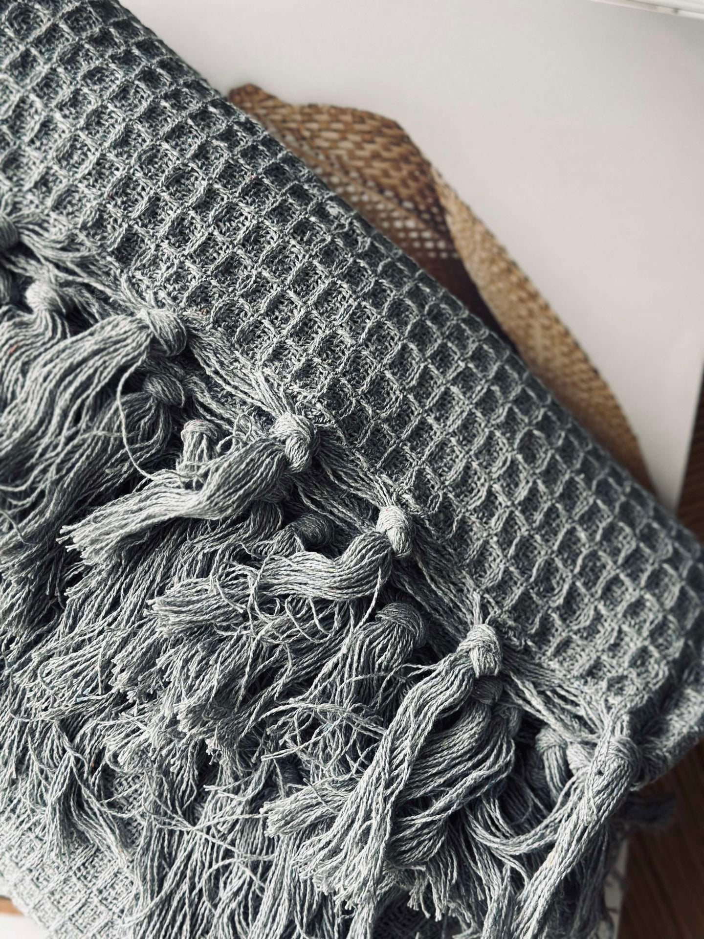 Våfflad bomullsfilt - Grå