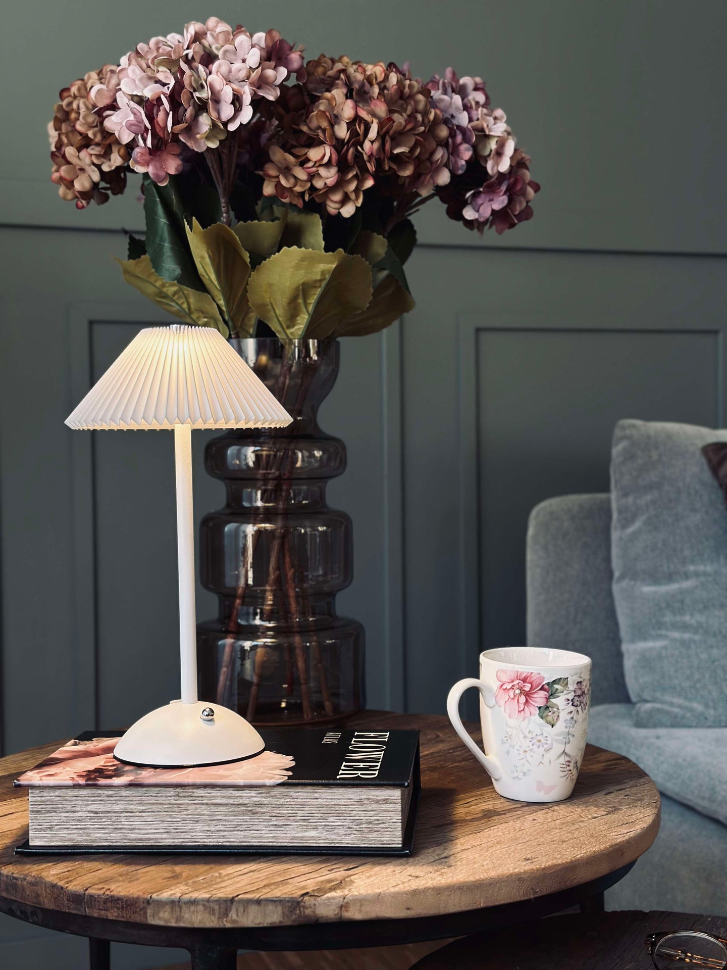 Touch Bordslampa Plisserad Vit