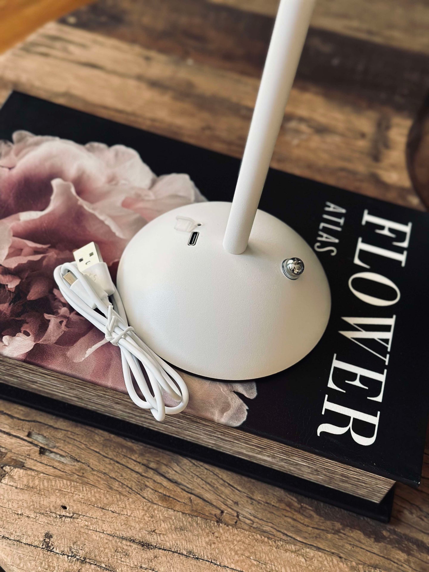 Touch Plisserad Bordslampa - Rosa