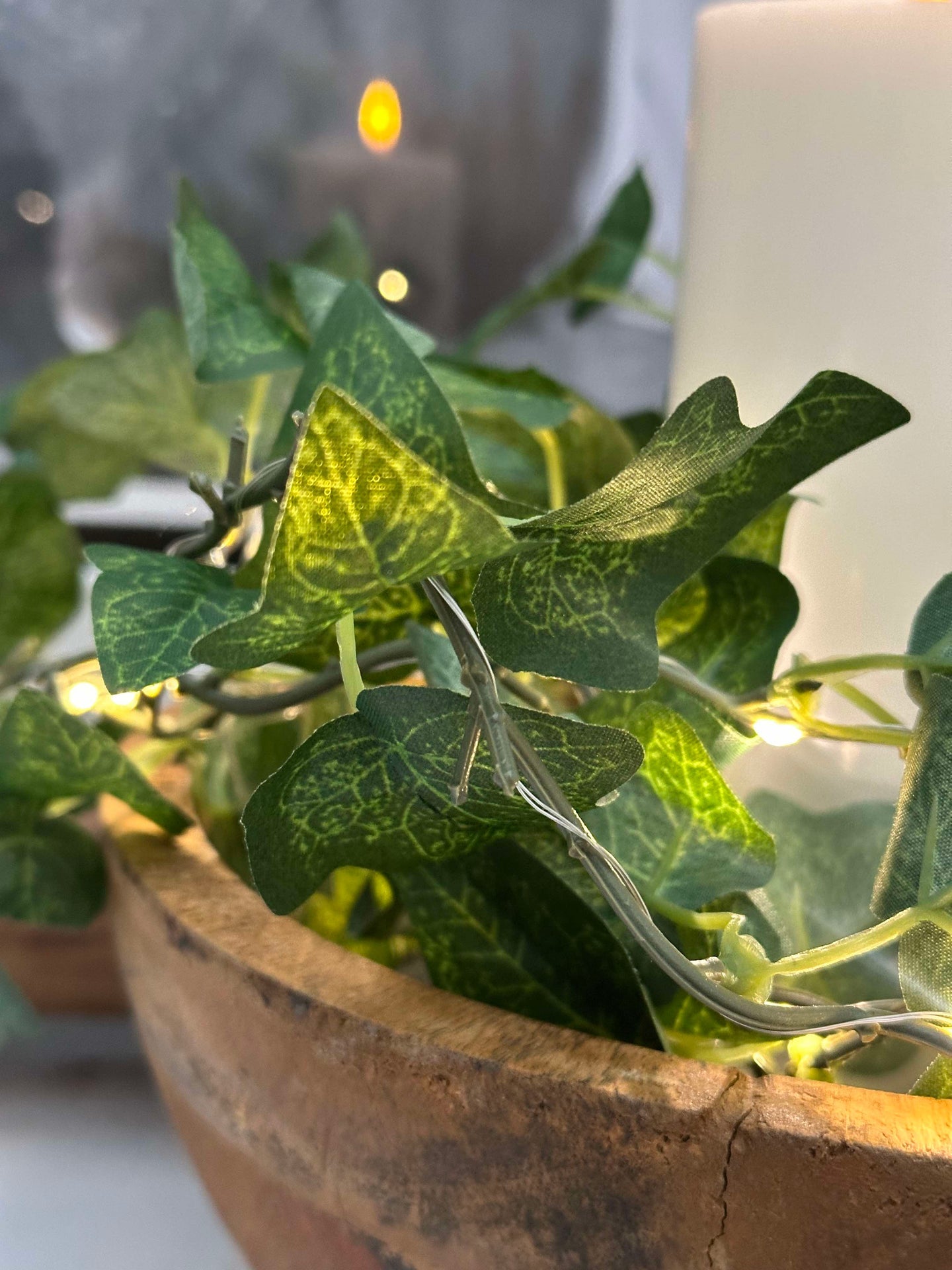 Ljusslinga med gröna murgrönablad - 290cm