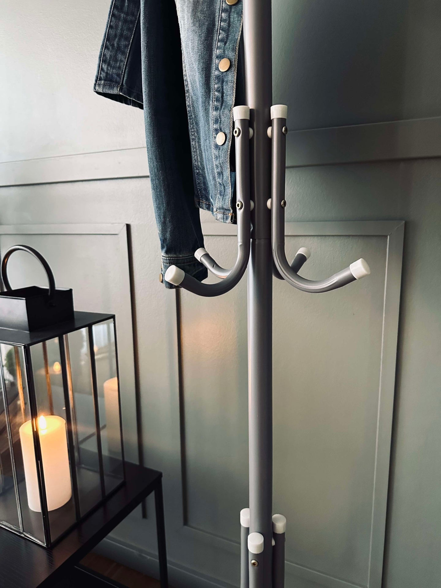 Klädhängare Hugo - Grå