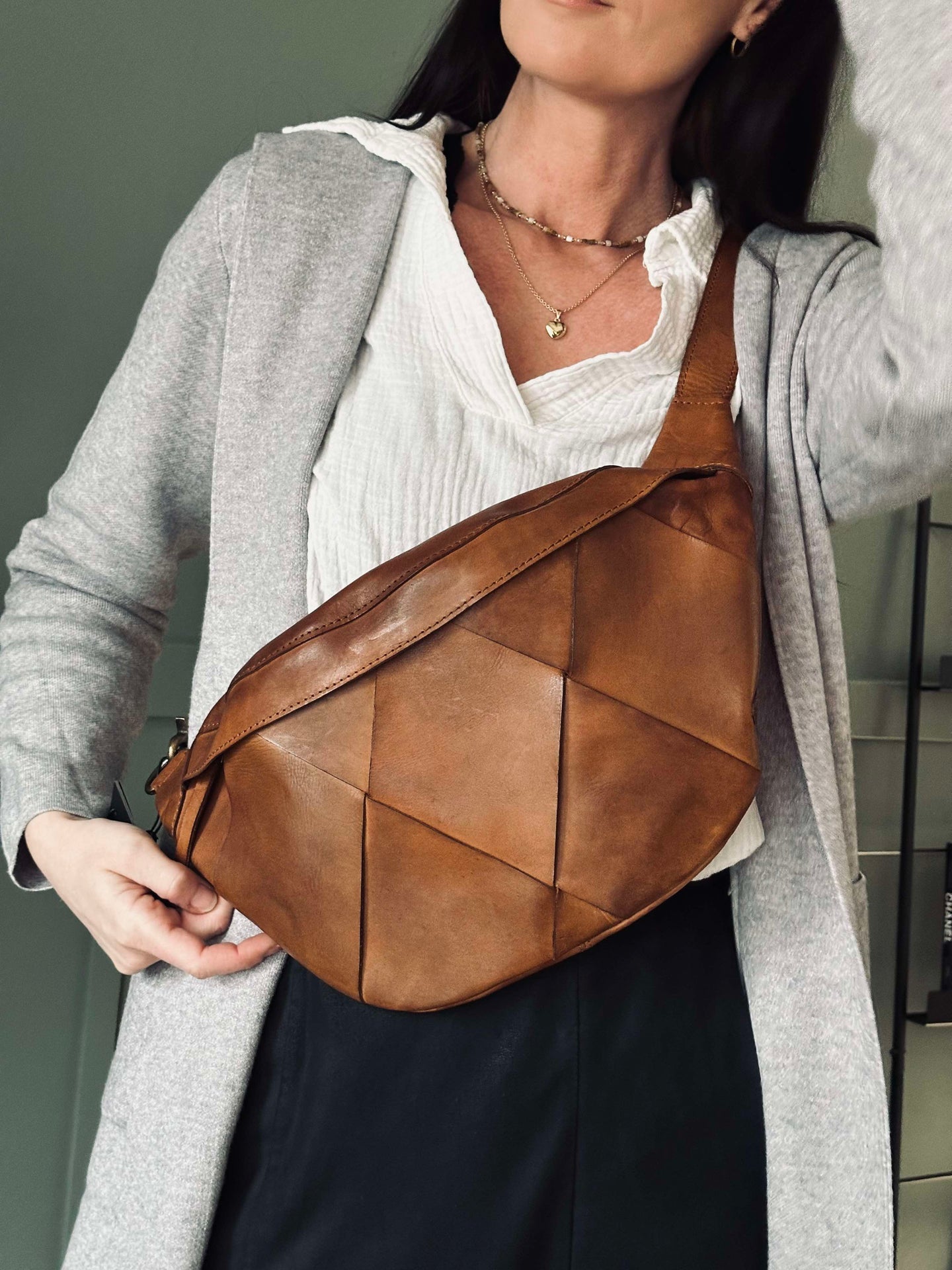 Exklusiv handflätad bumbag - Cognac