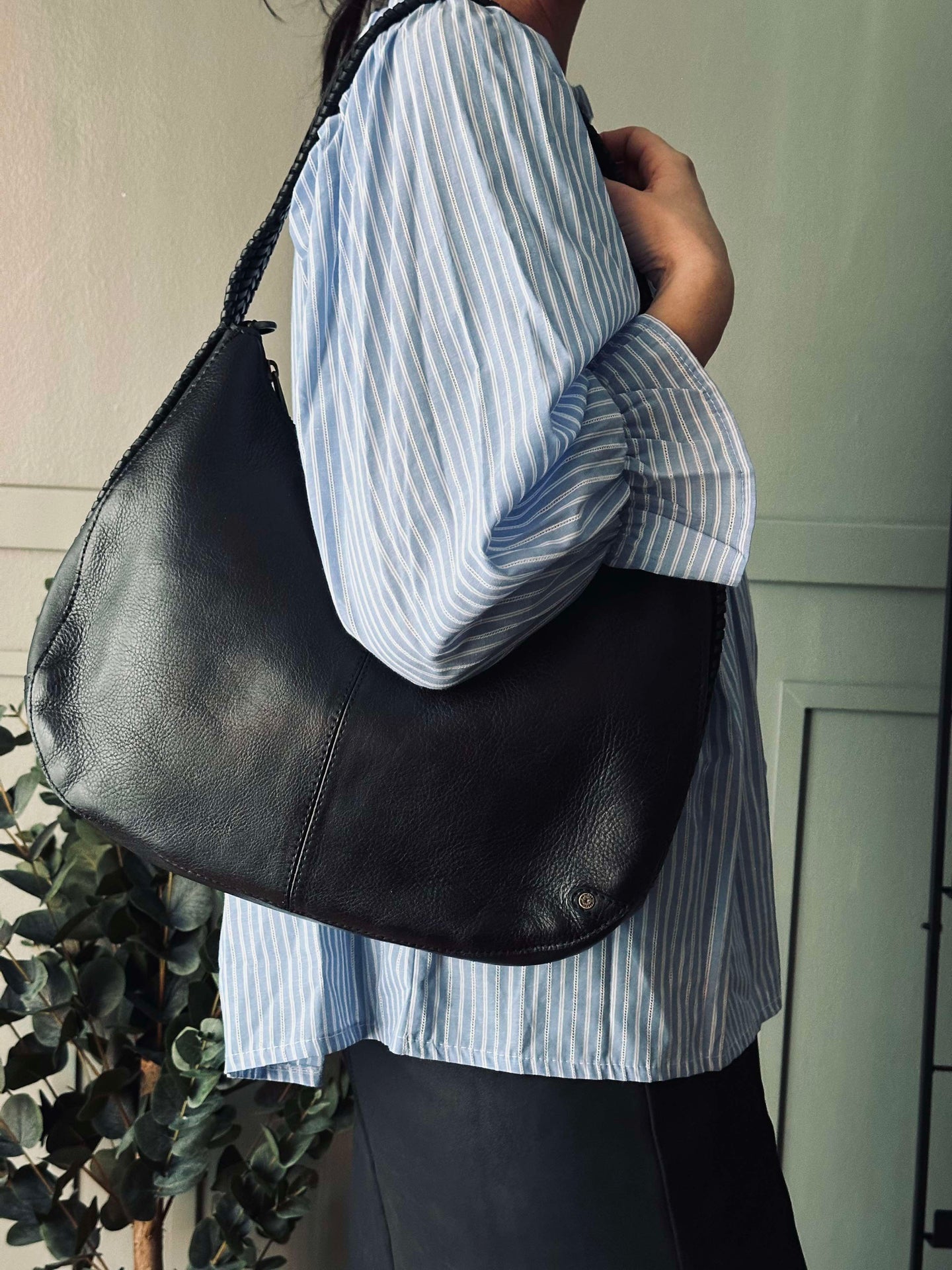 Exklusiv axelväska - Flätad axelrem