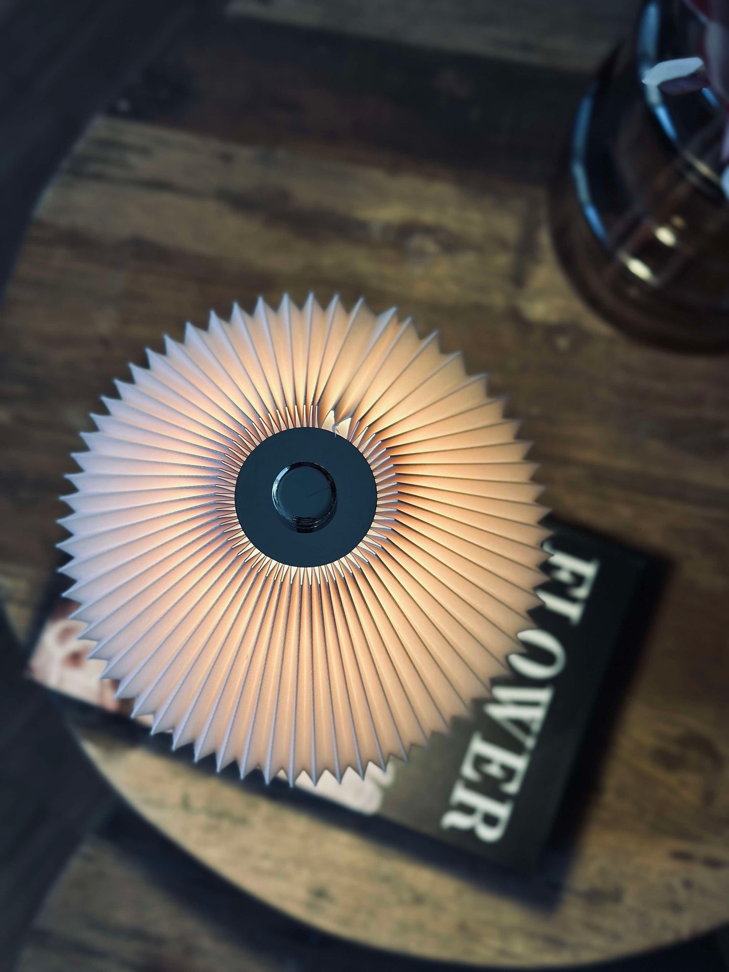 Touch Plisserad Bordslampa - Rosa