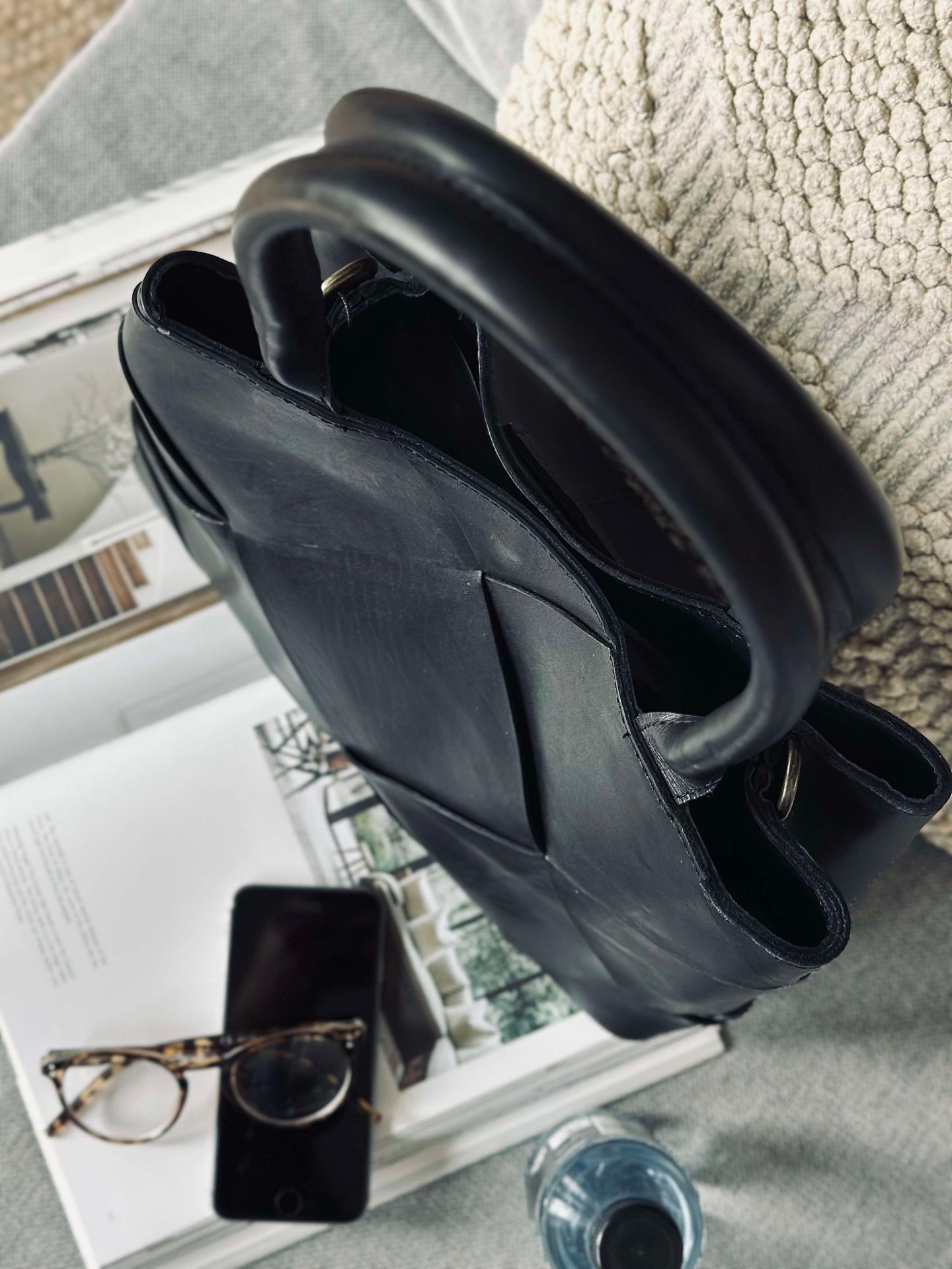 Exklusiv handflätad axelväska - Svart