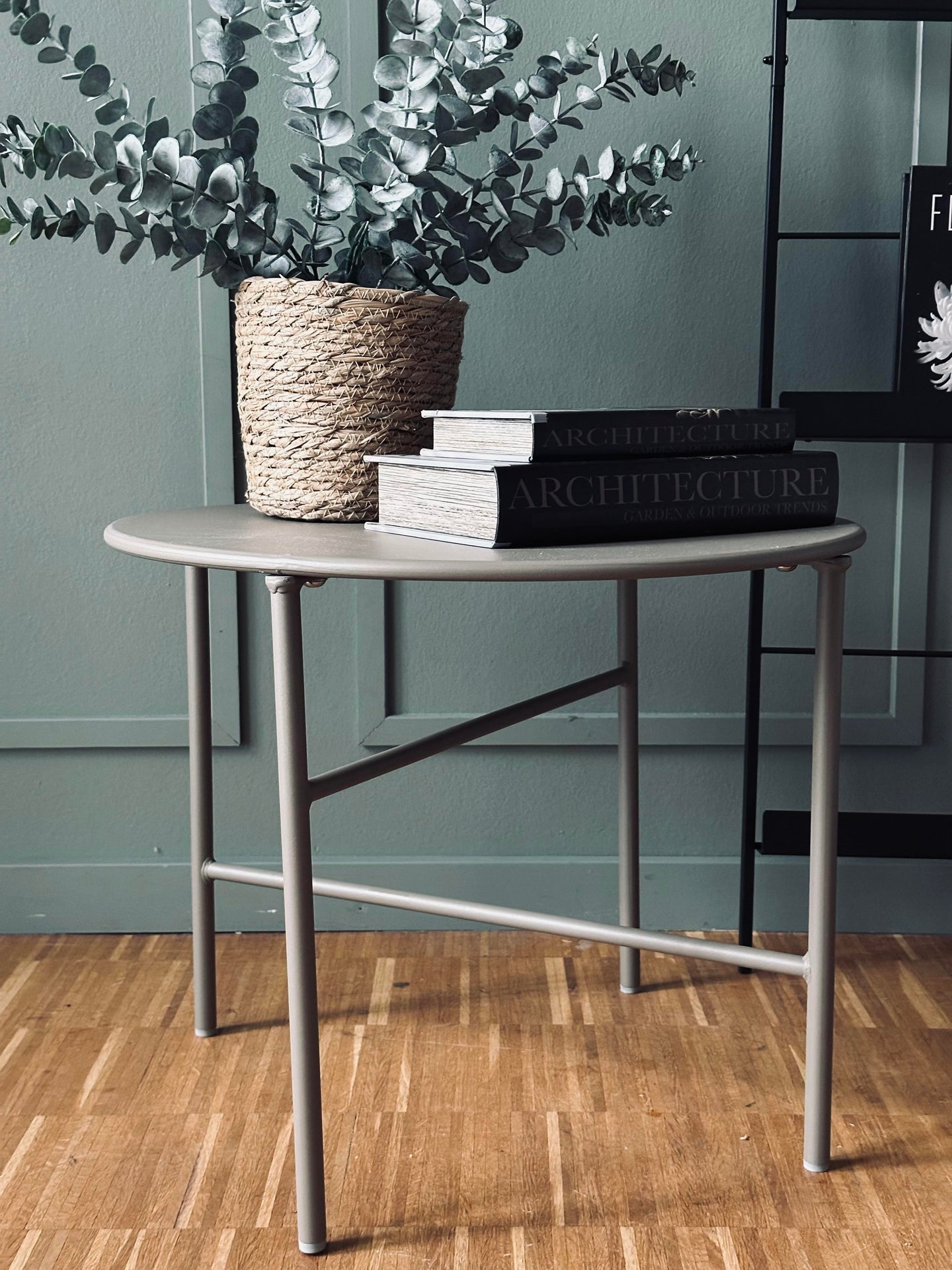 Bord för inomhus och utomhus – Beige Dia 50 cm