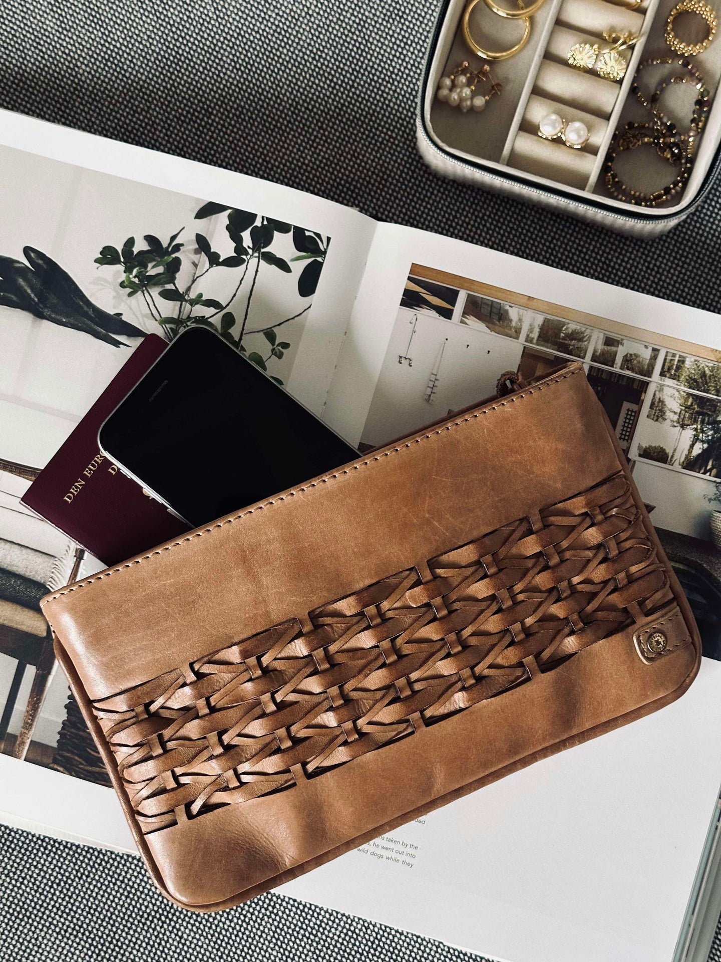 Lyxig Handgjord Aftonväska - Kamel