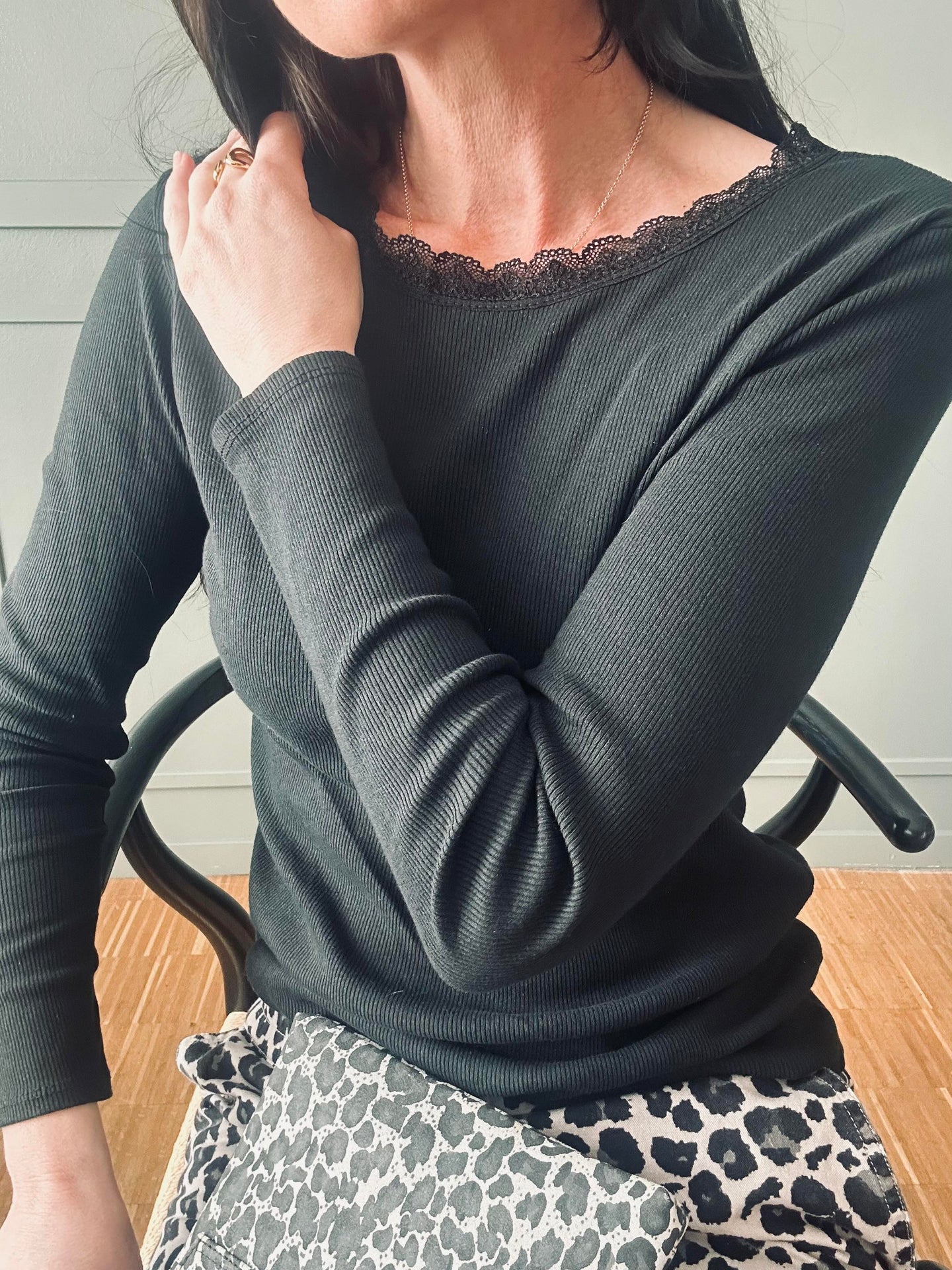 Blus Masha - Black