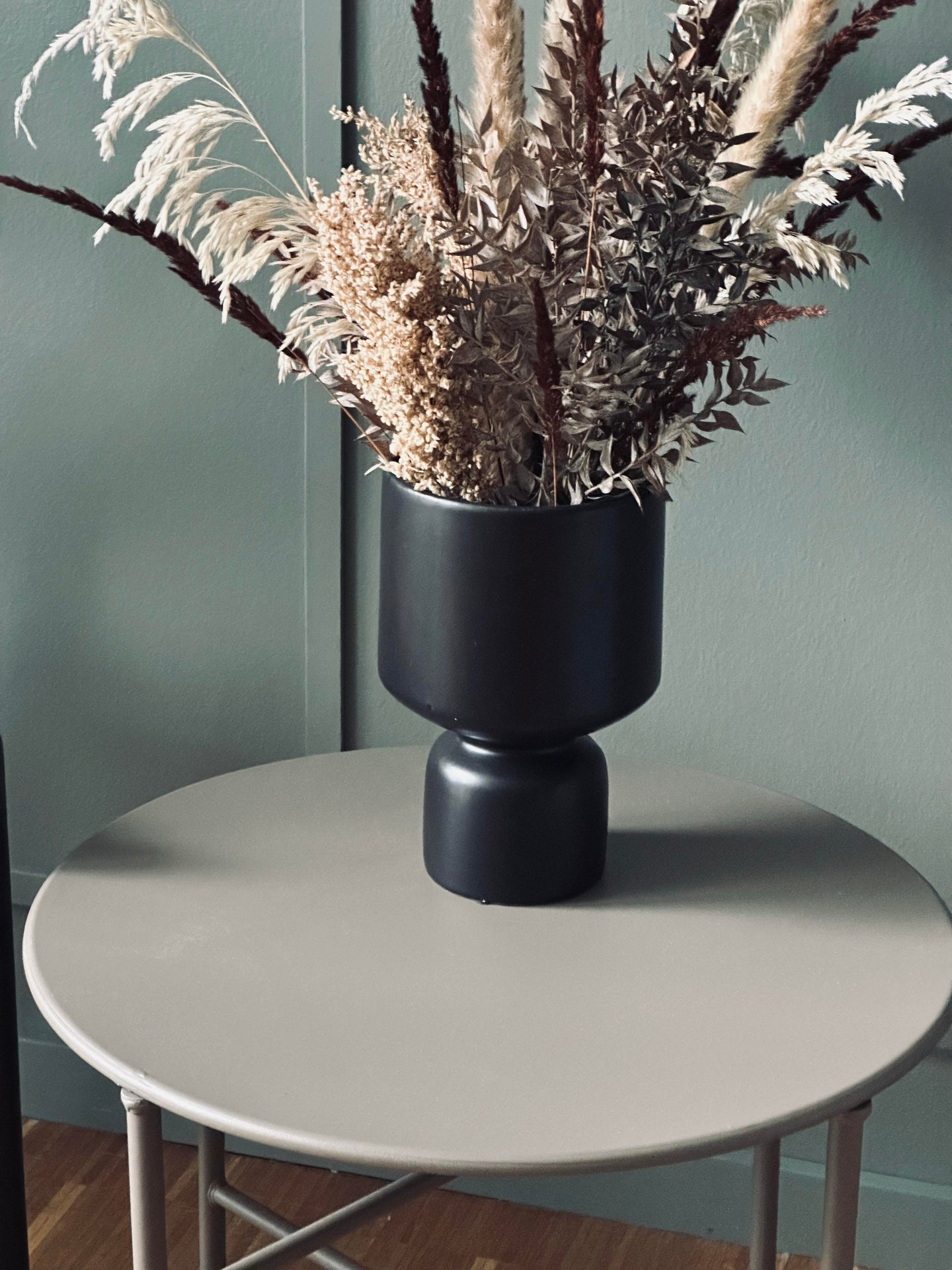 Bord för inomhus och utomhus – Beige Dia 50 cm