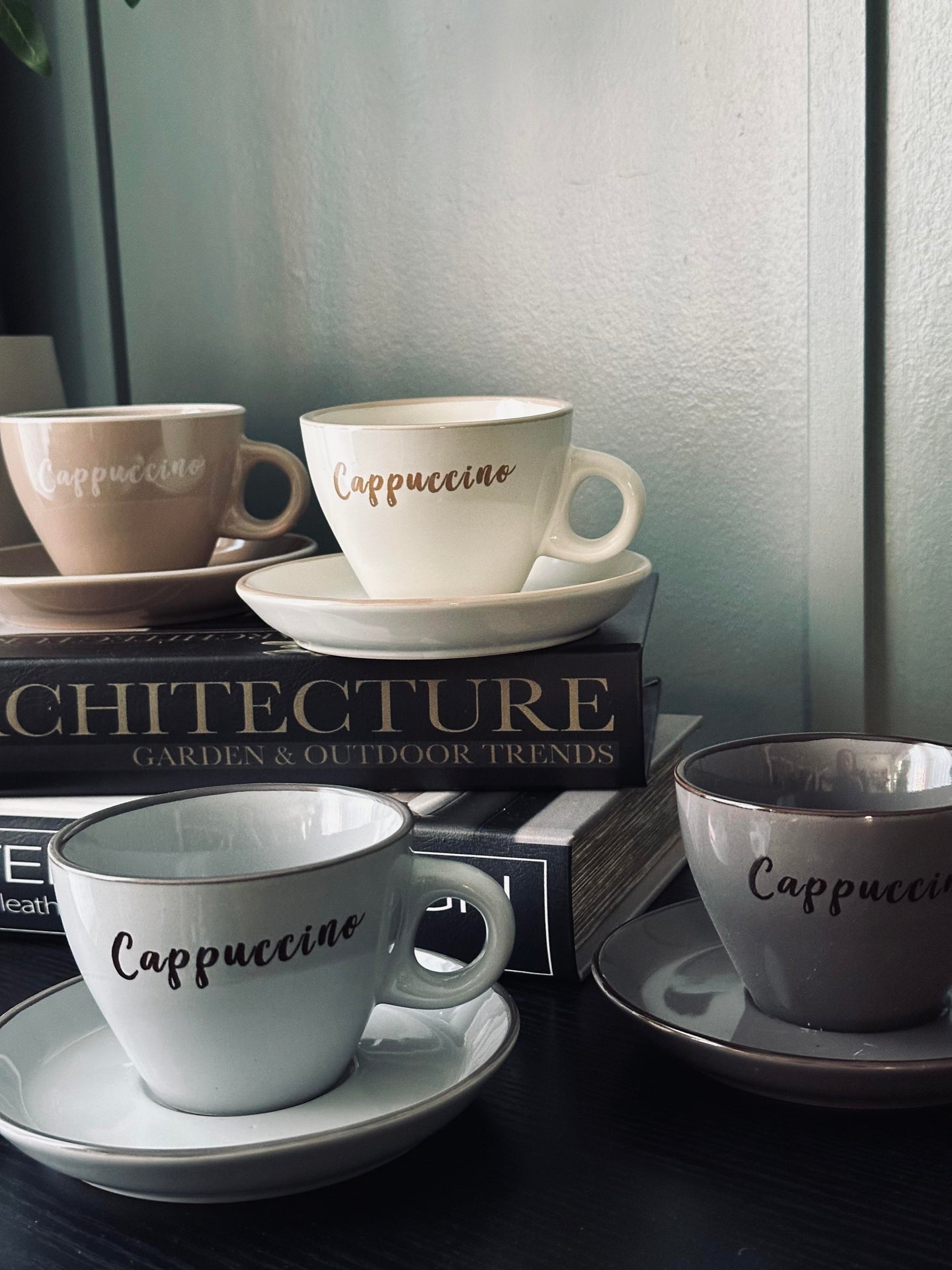 Kopp med fat Cappuccino - Set med 4 st.