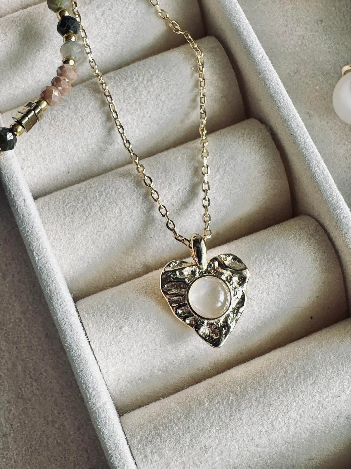 Halsband Kiki - Sterlingsilver m. Månsten