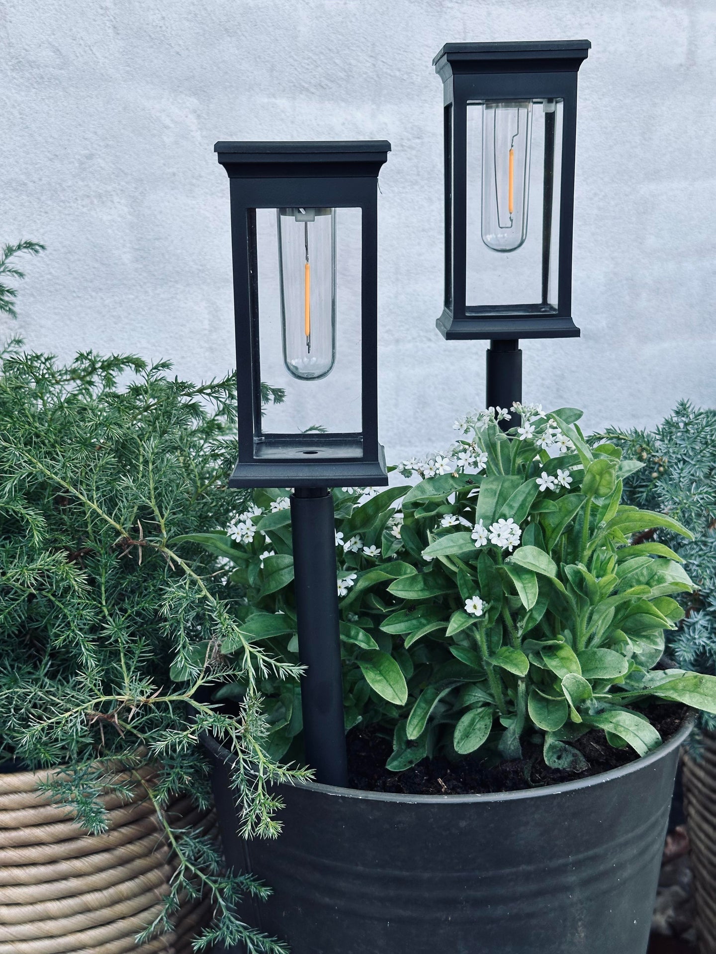 Trädgårdslampa MIRA med solceller – Set med 2 st.