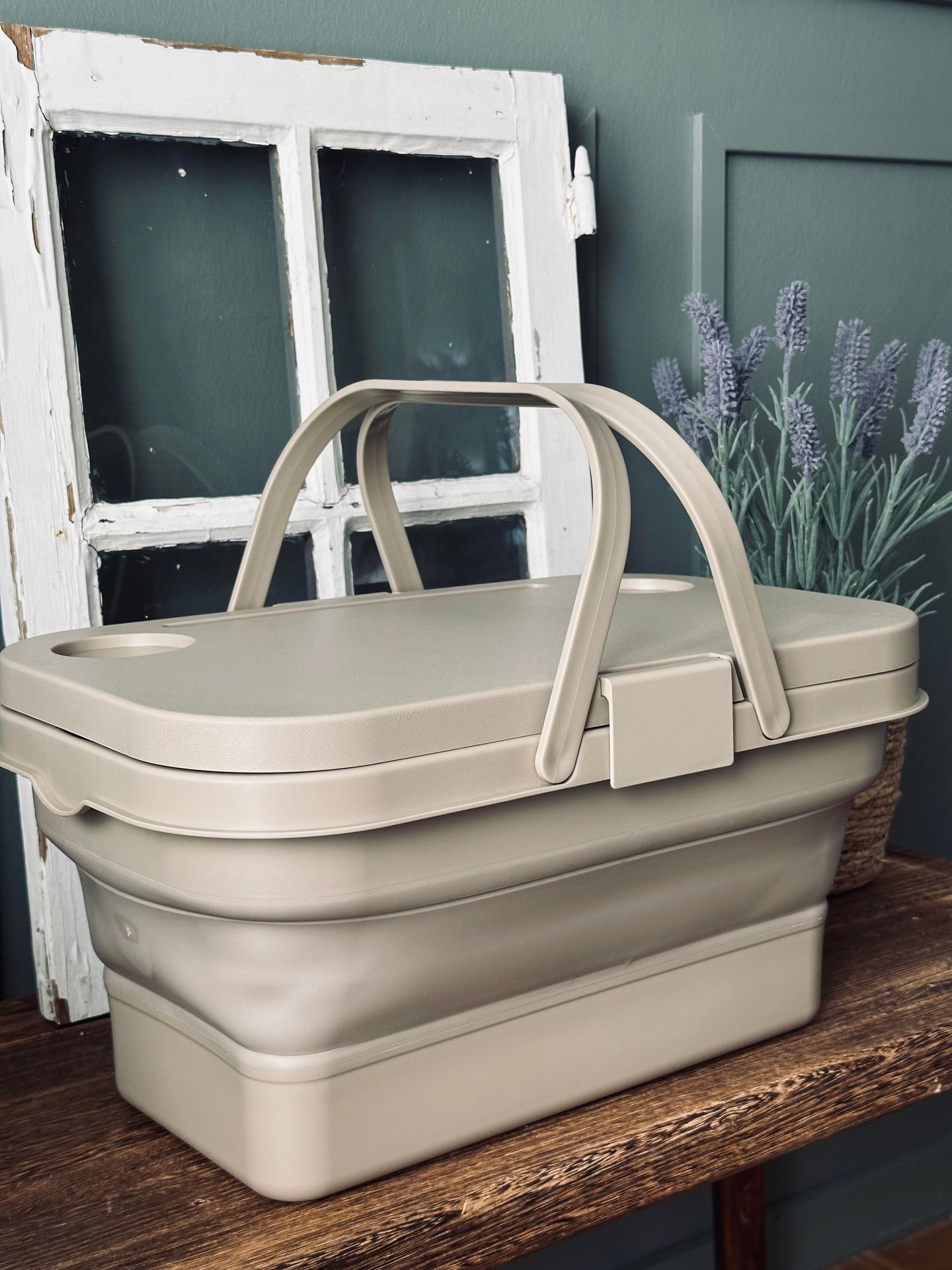 Hopfällbar picknickkorg med lock beige