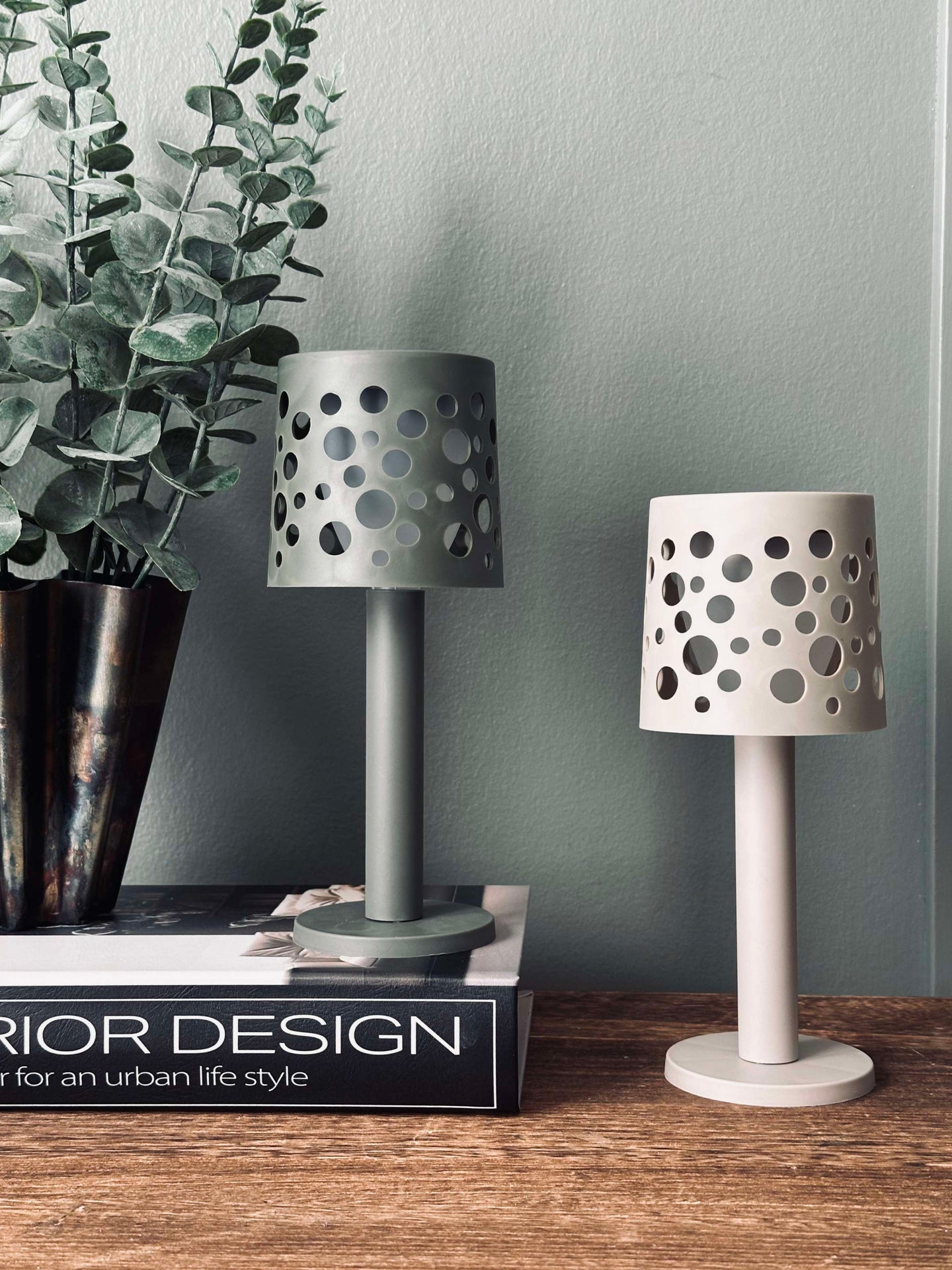 Bordslampa med solceller - Ljus beige
