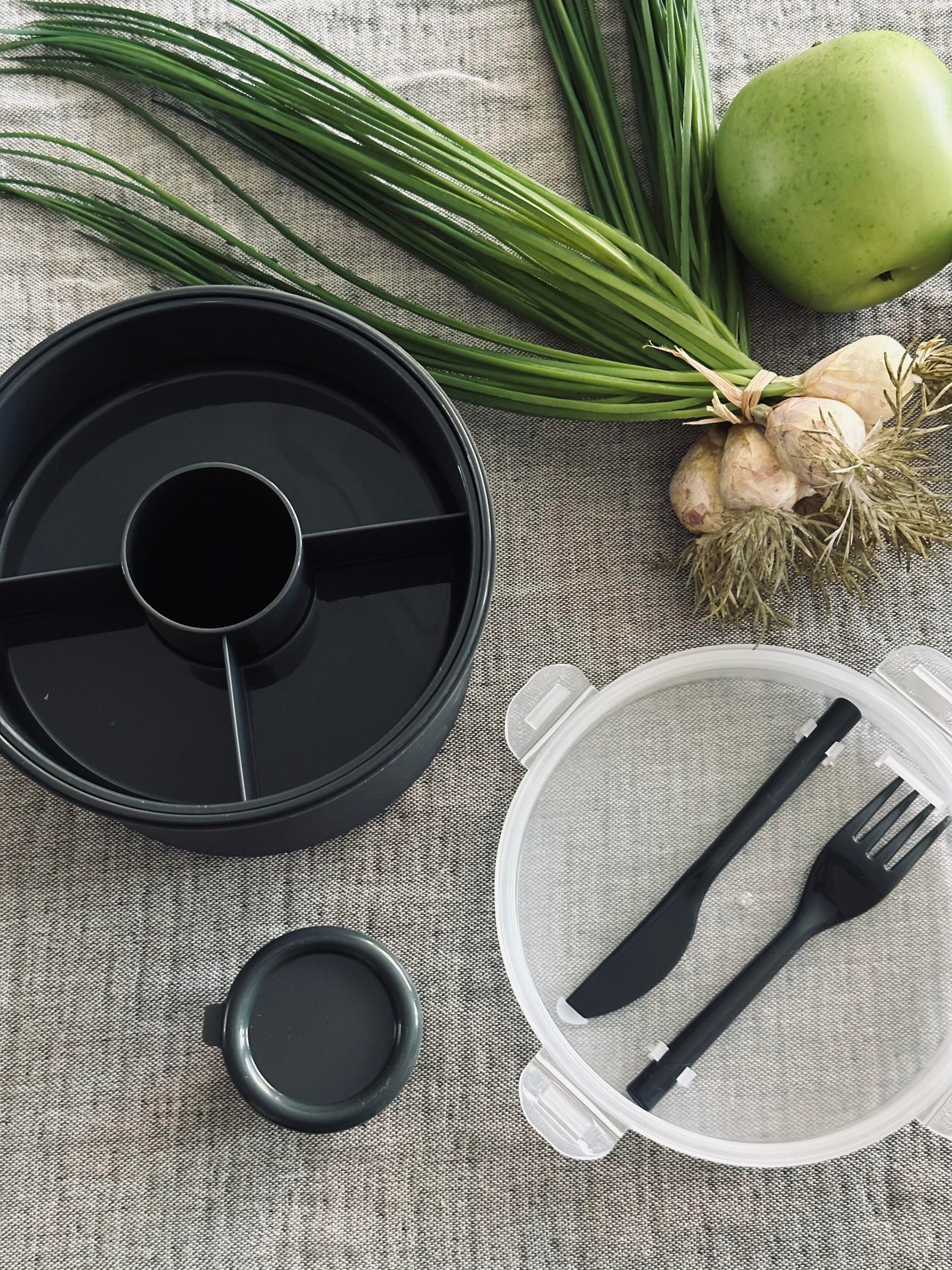 Lunchbox med dressingkopp - Svart
