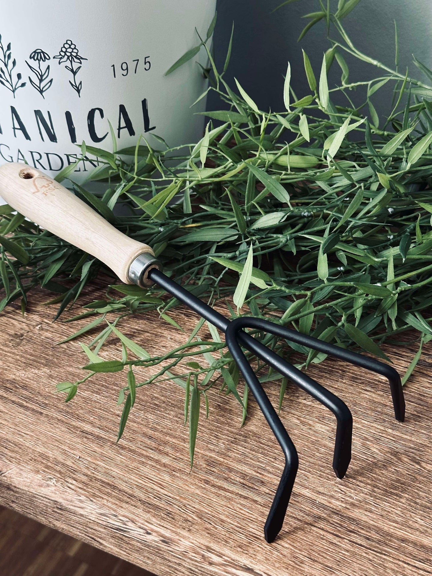 Trädgårdsredskap - Kratta