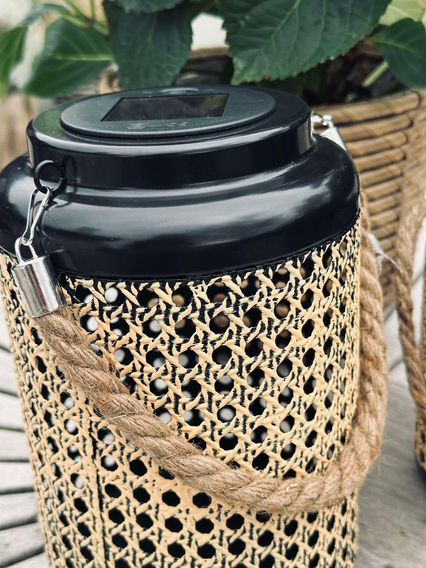 Solcellslampa JANE stor