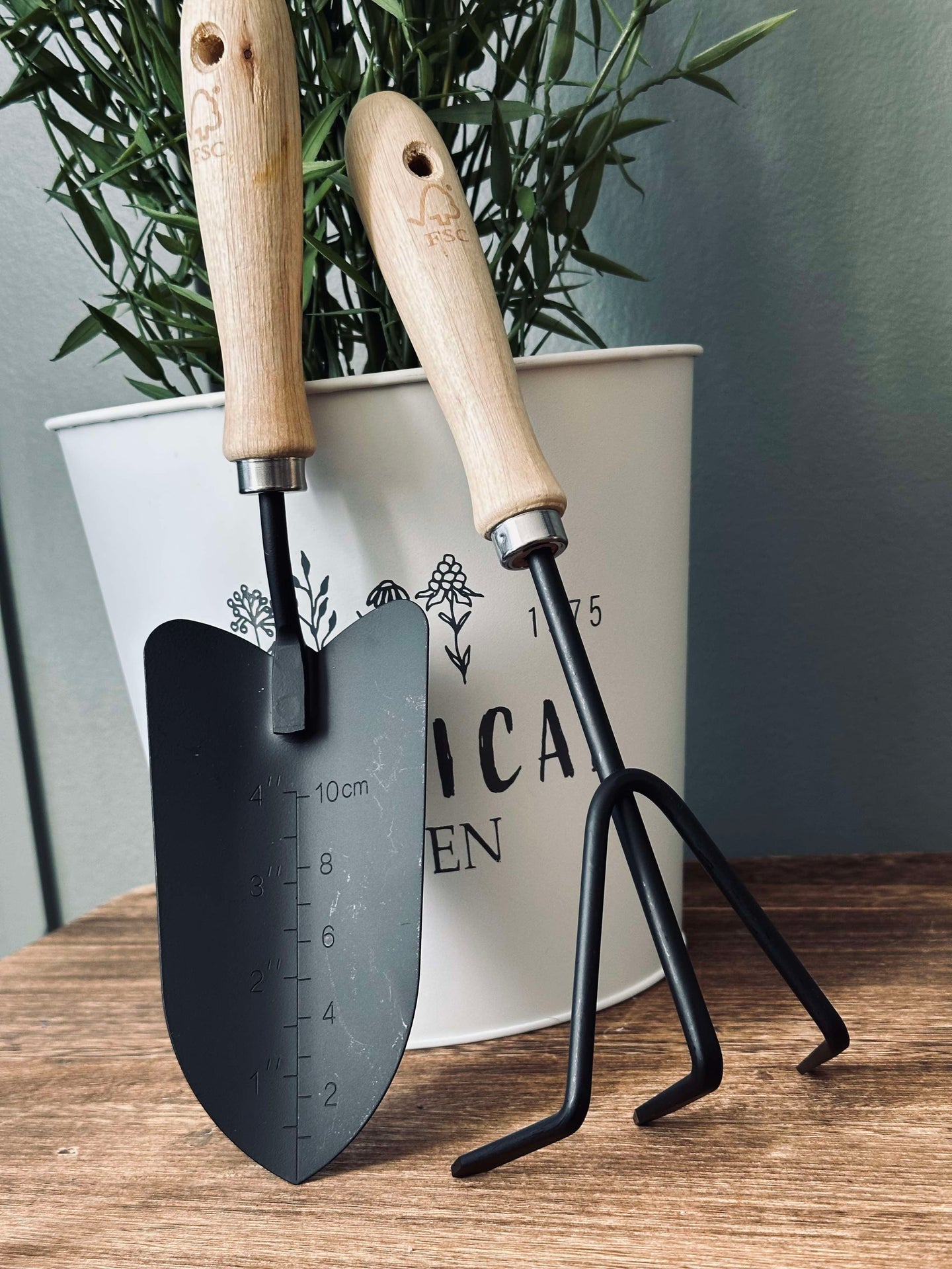 Trädgårdsredskap - Kratta