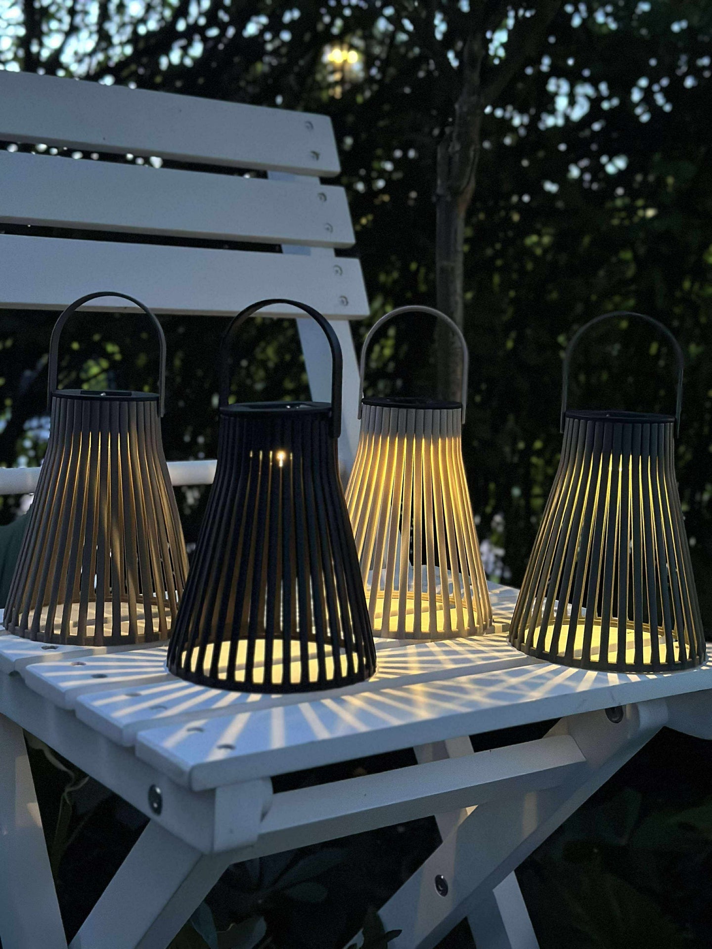 Solcellslykta - Flera färgalternativ