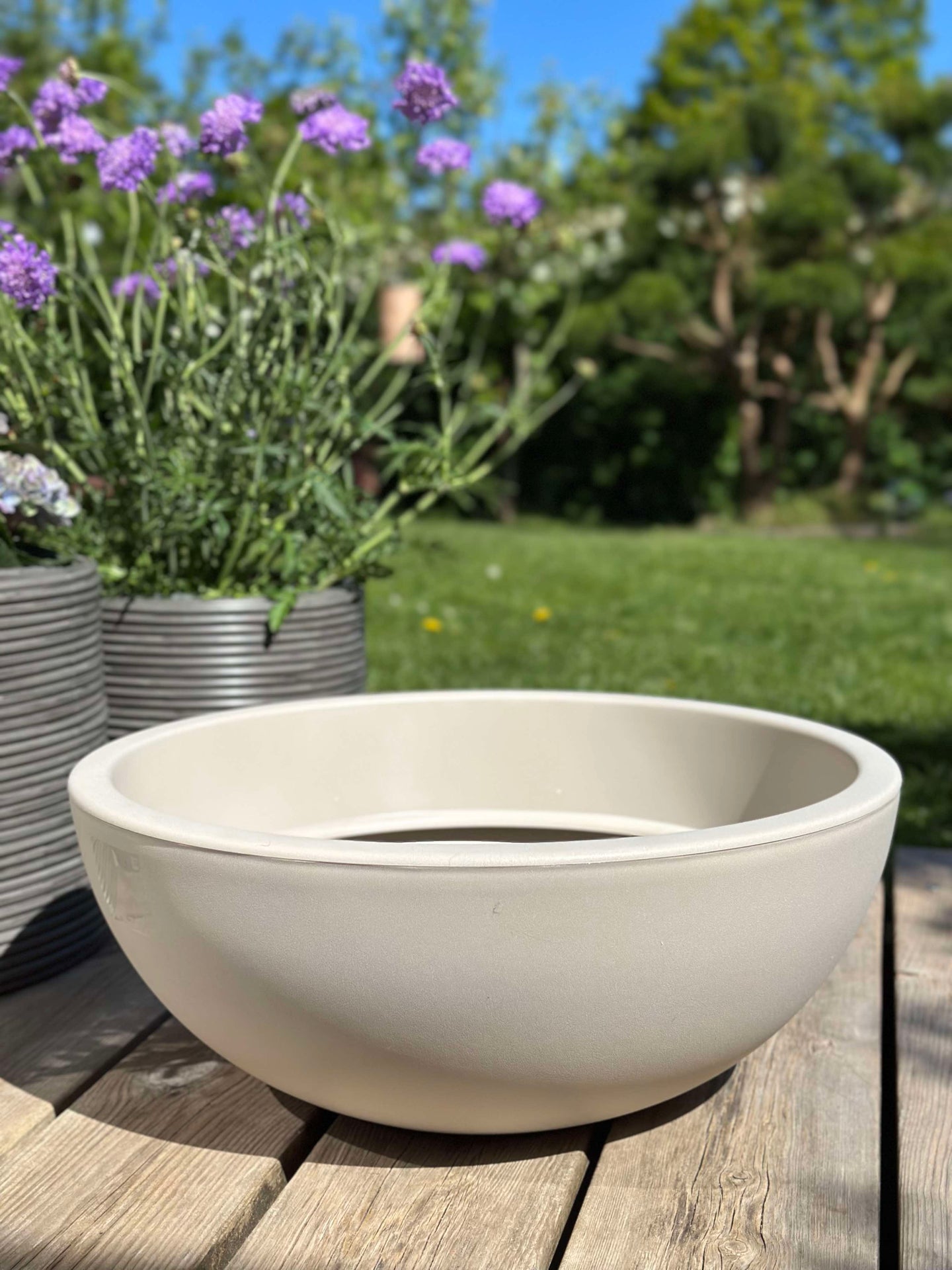 Spegelbassäng i återvunnen plast - Sand